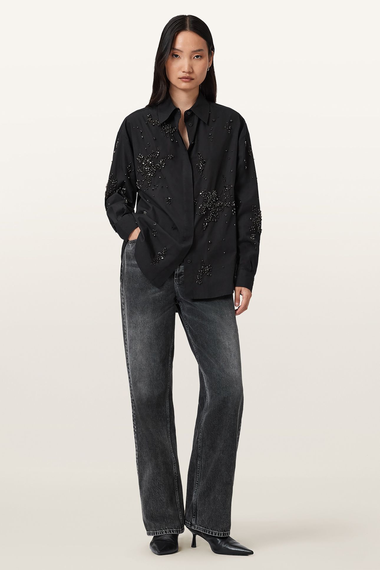 GEMI EMB SHIRT BLACK 4