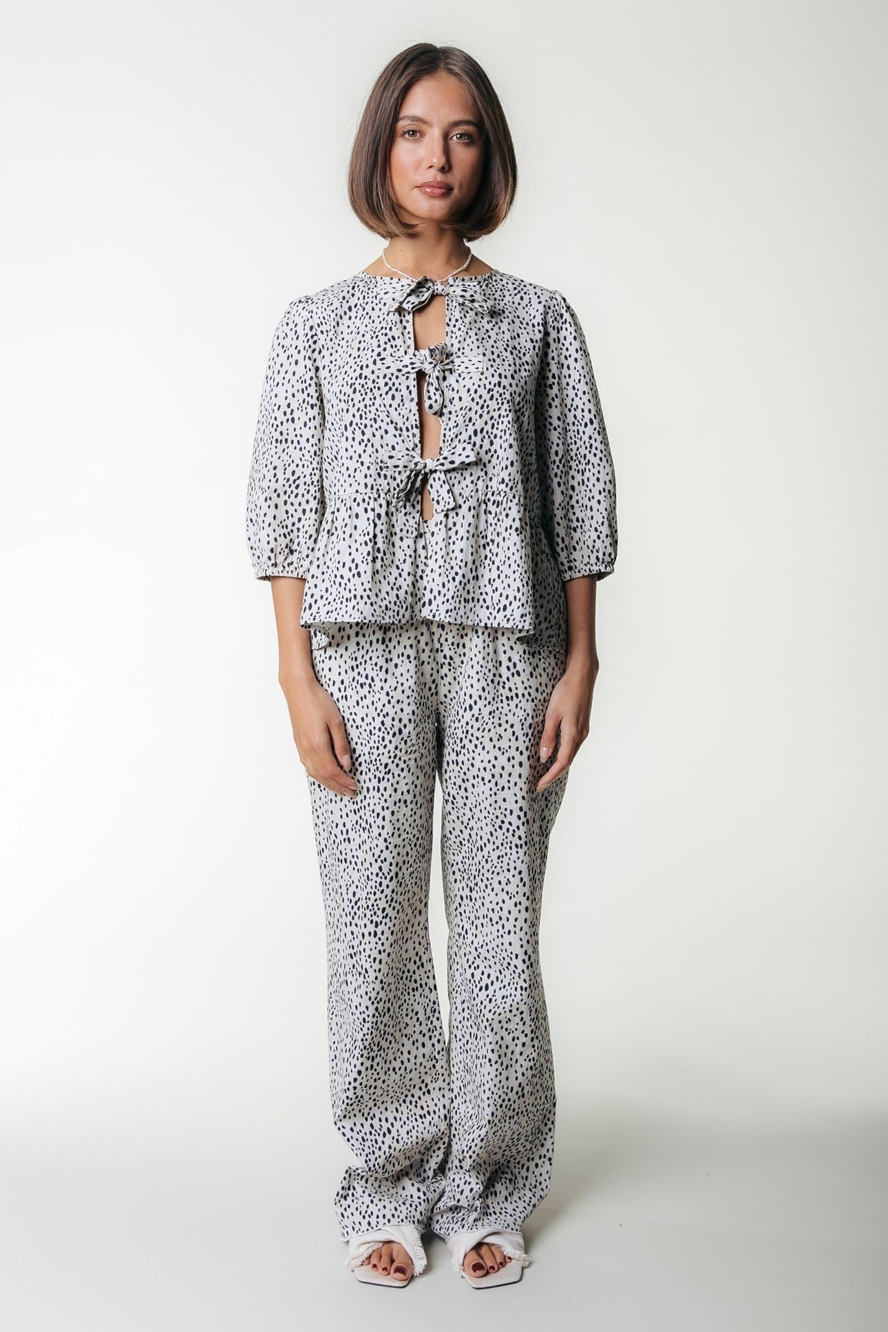 MELODY CHEETAH STRAIGHT PANTS BEIGE 1