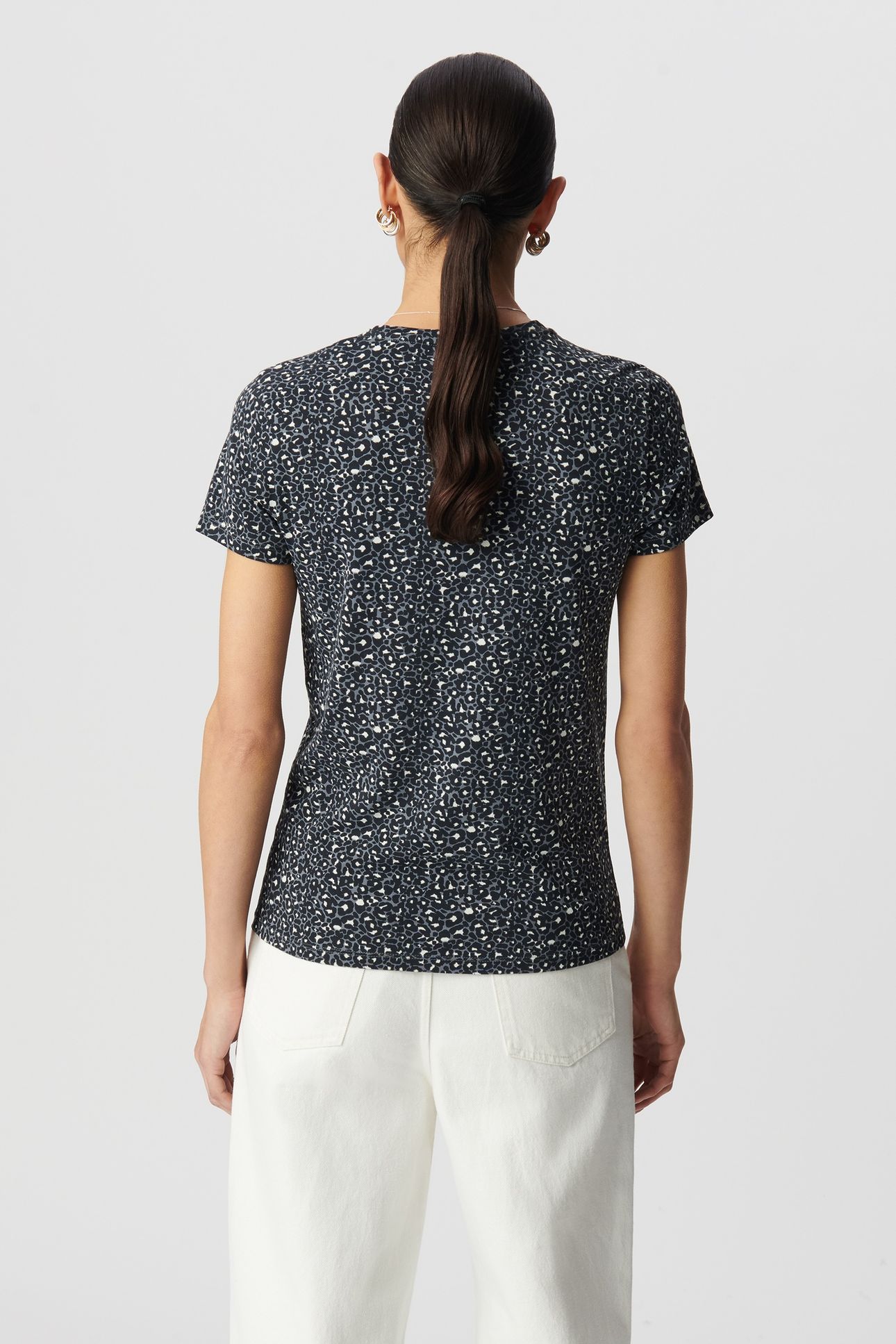 GREY CREW NECK T-SHIRT WITH LEOPARD PRINT 3