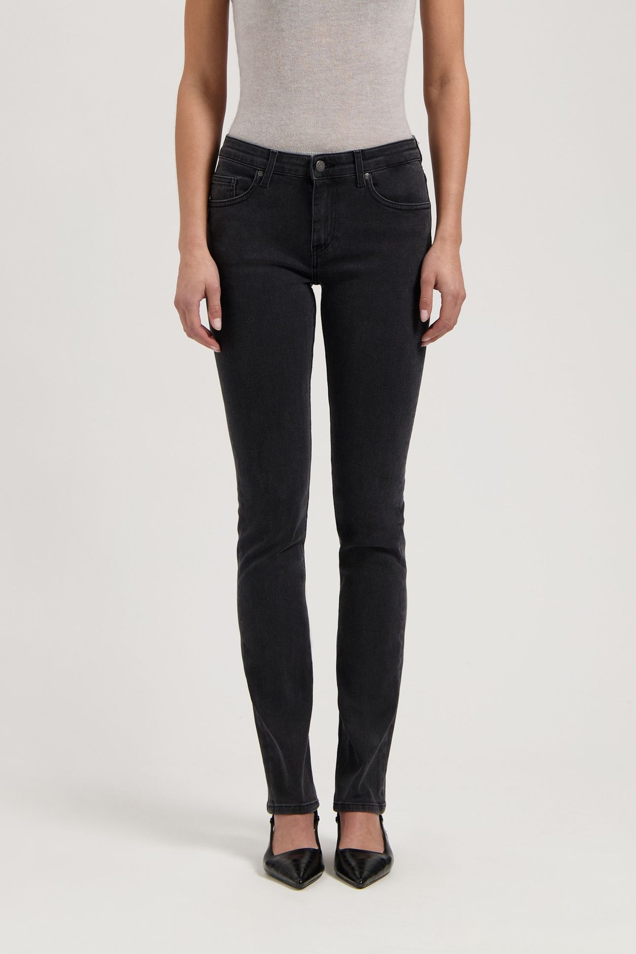 FAYE LOW SLIM STONE BLACK 2