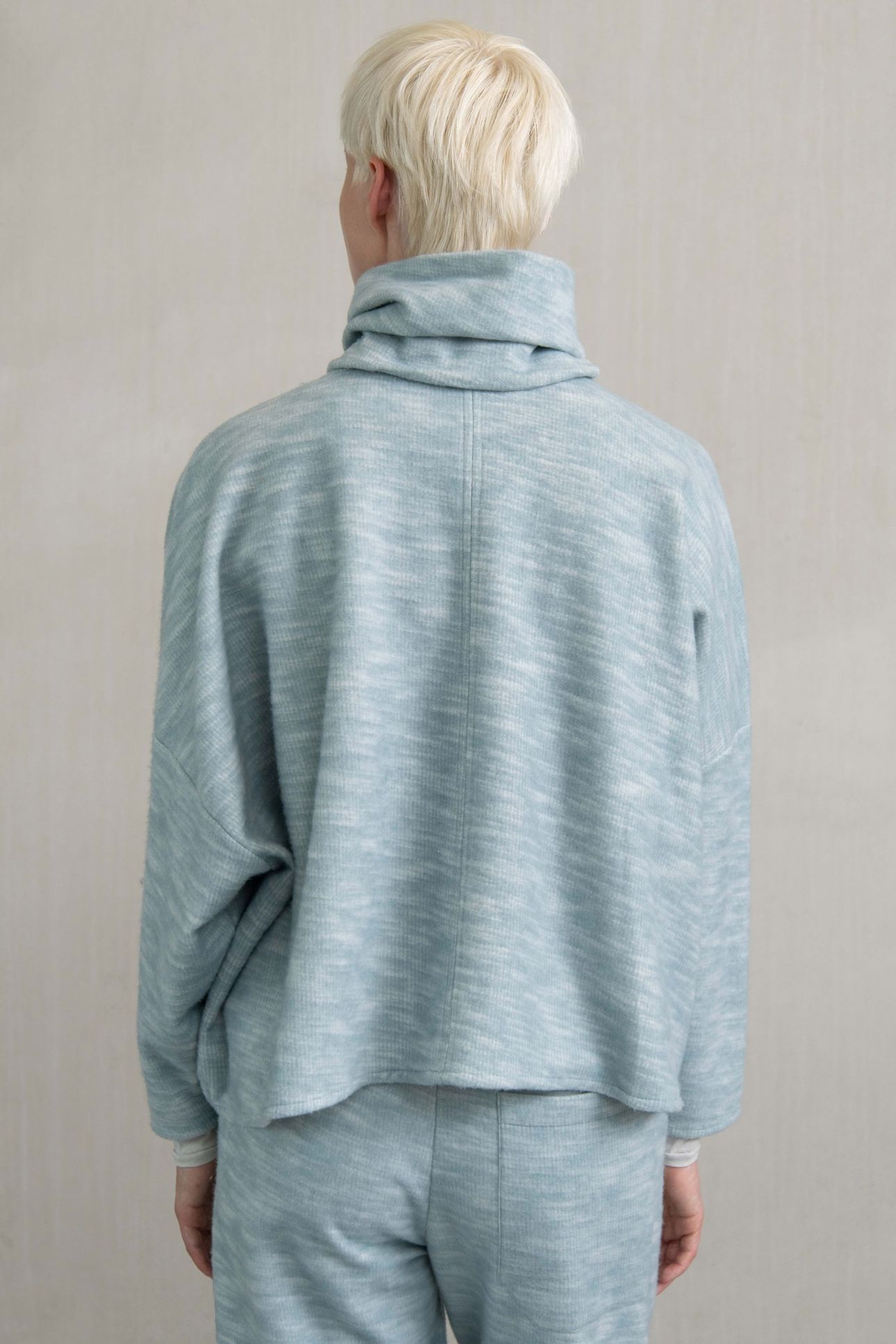 CLAMOUR TOP AQUA 3
