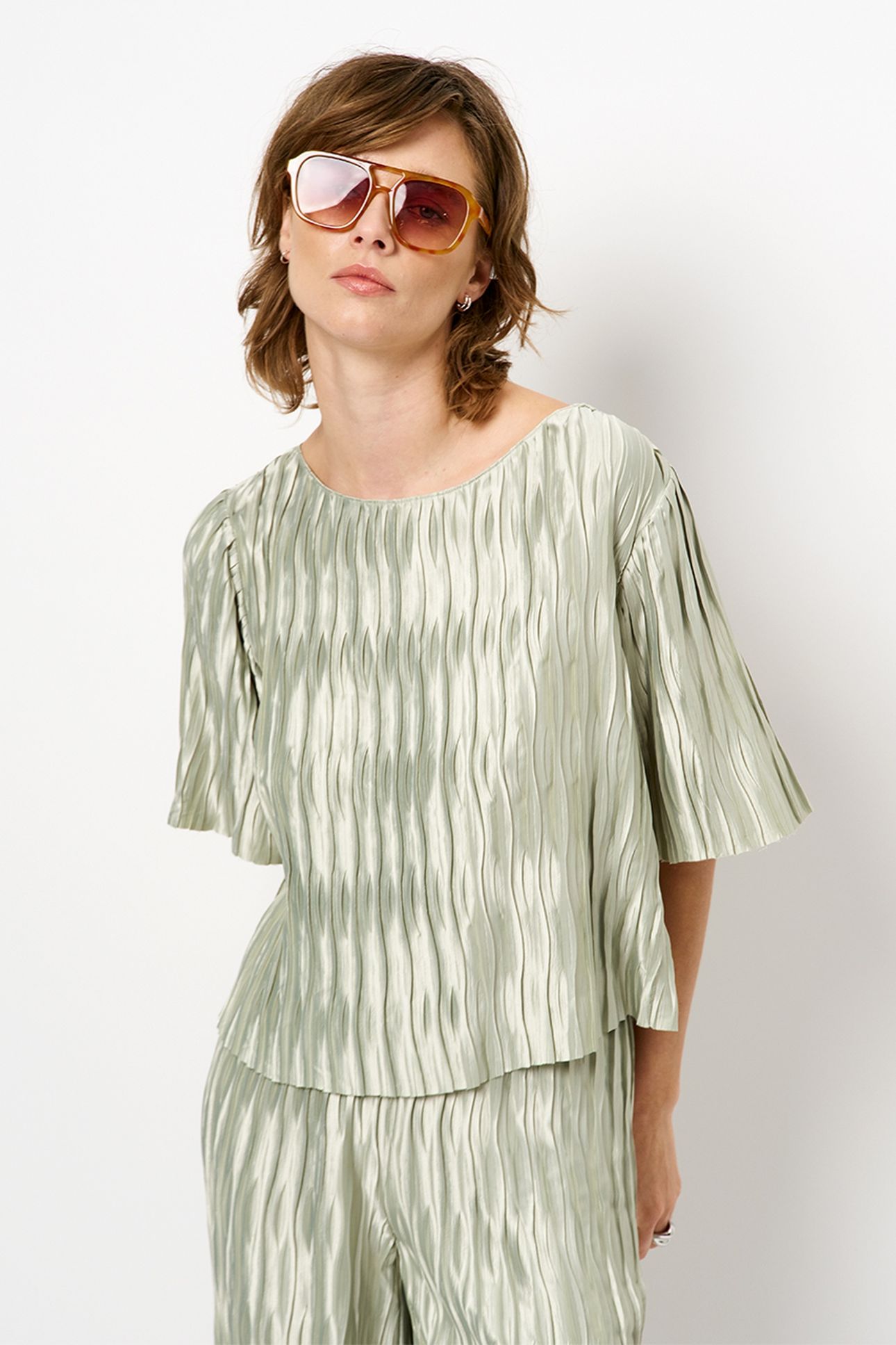 LELIA PLISSÉ TOP SOFT PISTACHIO 2