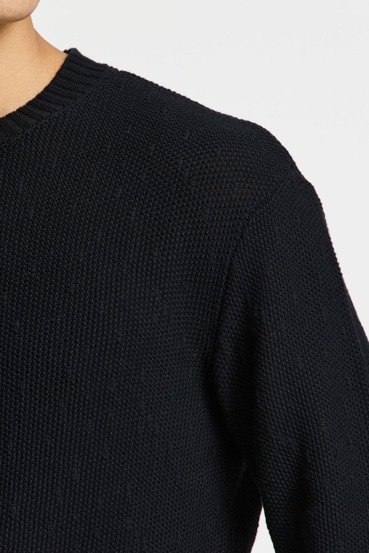 PALMER PULLOVER SOLID BLACK 7