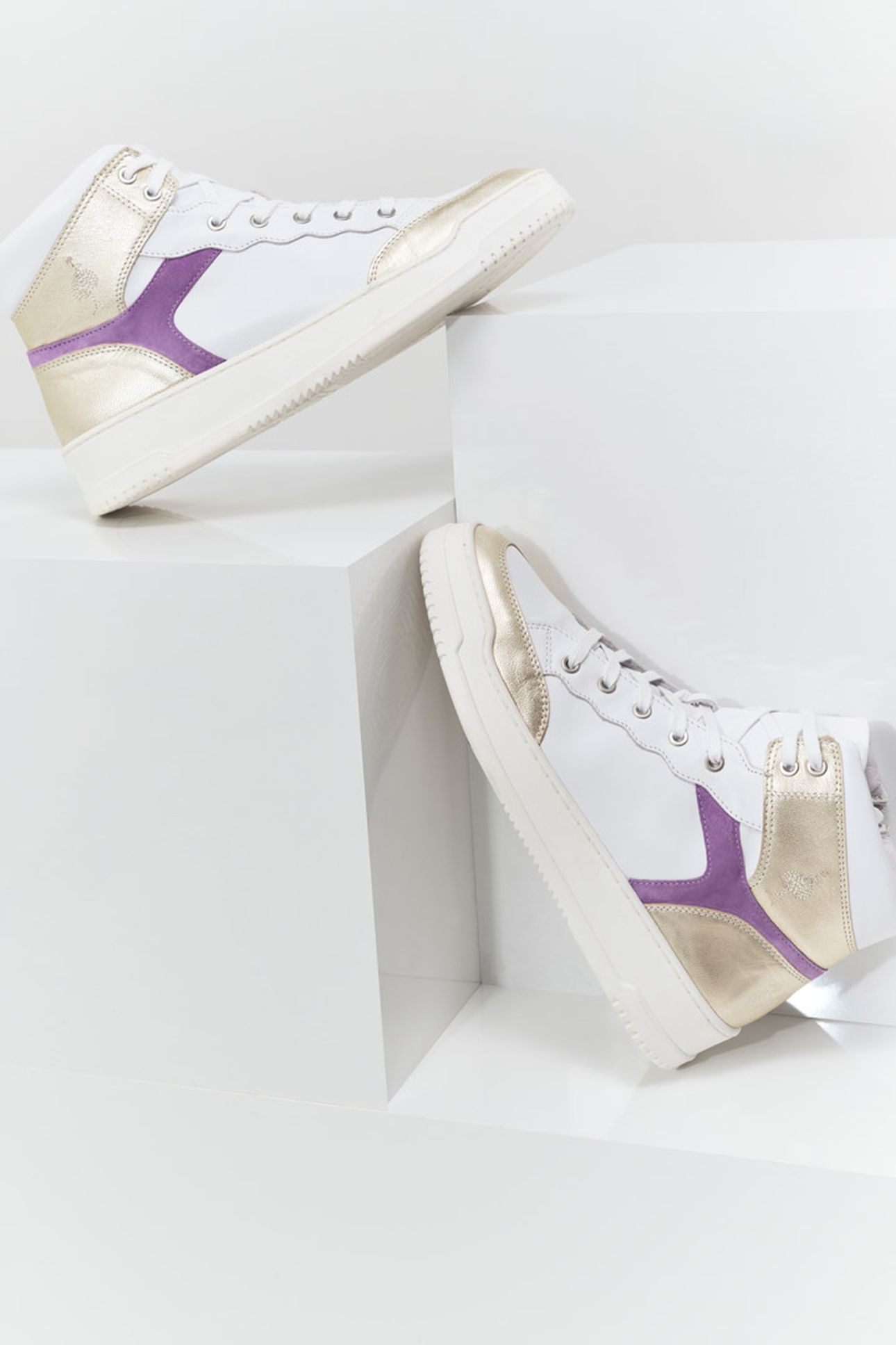 O.QUEEN - WHITE, PURPLE, GOLD LEATHER SNEAKERS 2