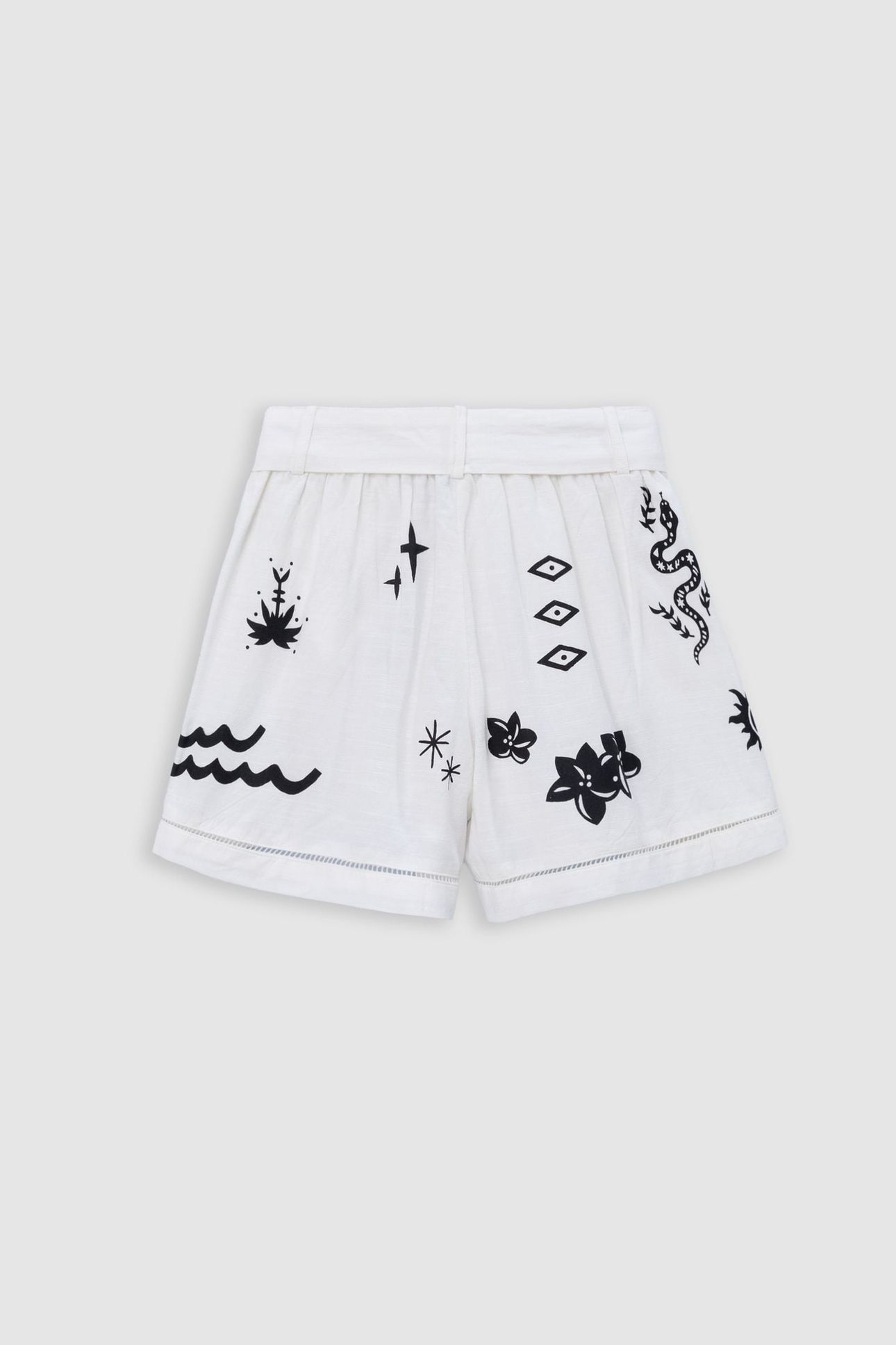 WHITE MAXI PATTERNED SHORTS 2