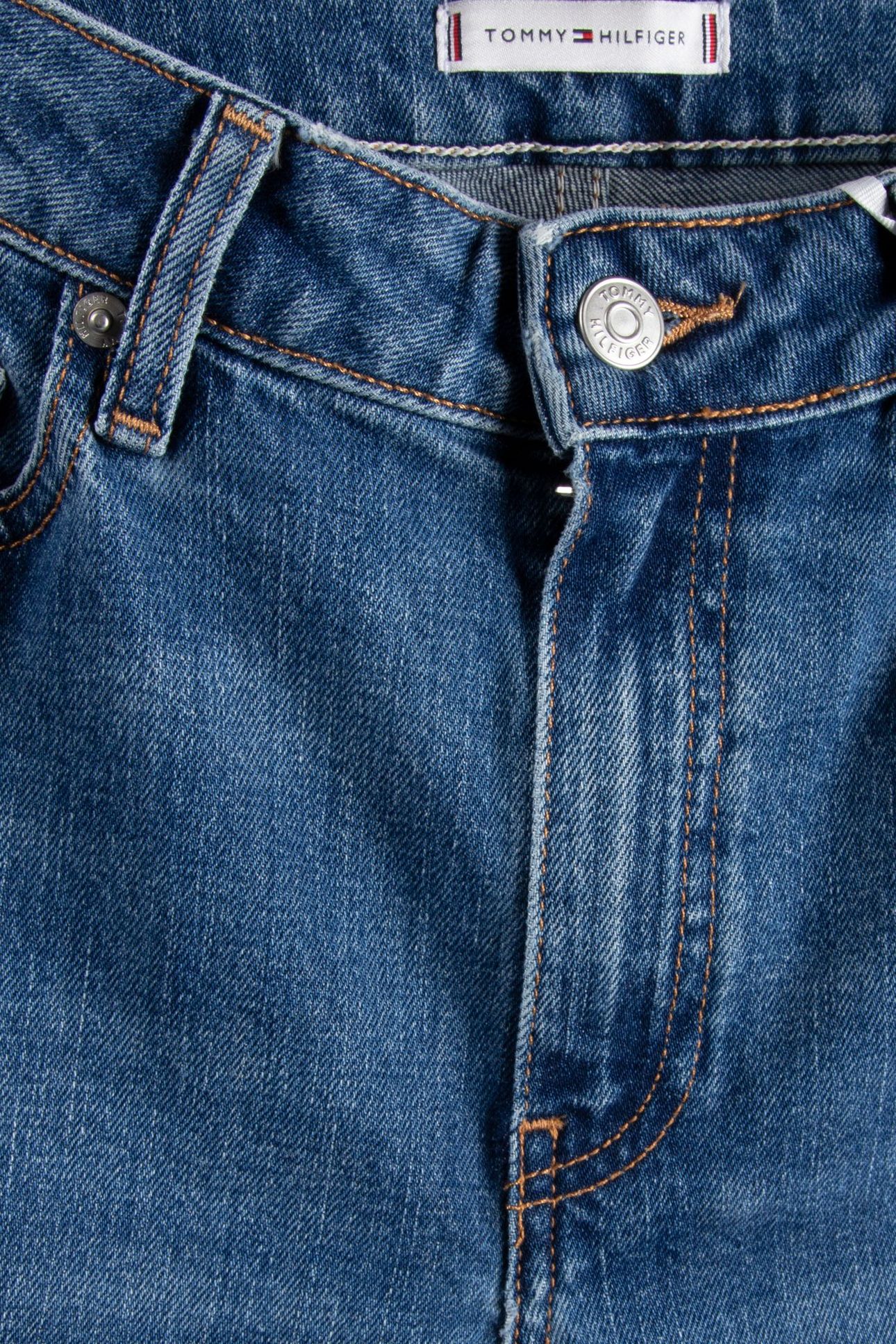 SPORTY MID RISE SLIM JEANS FLO 4