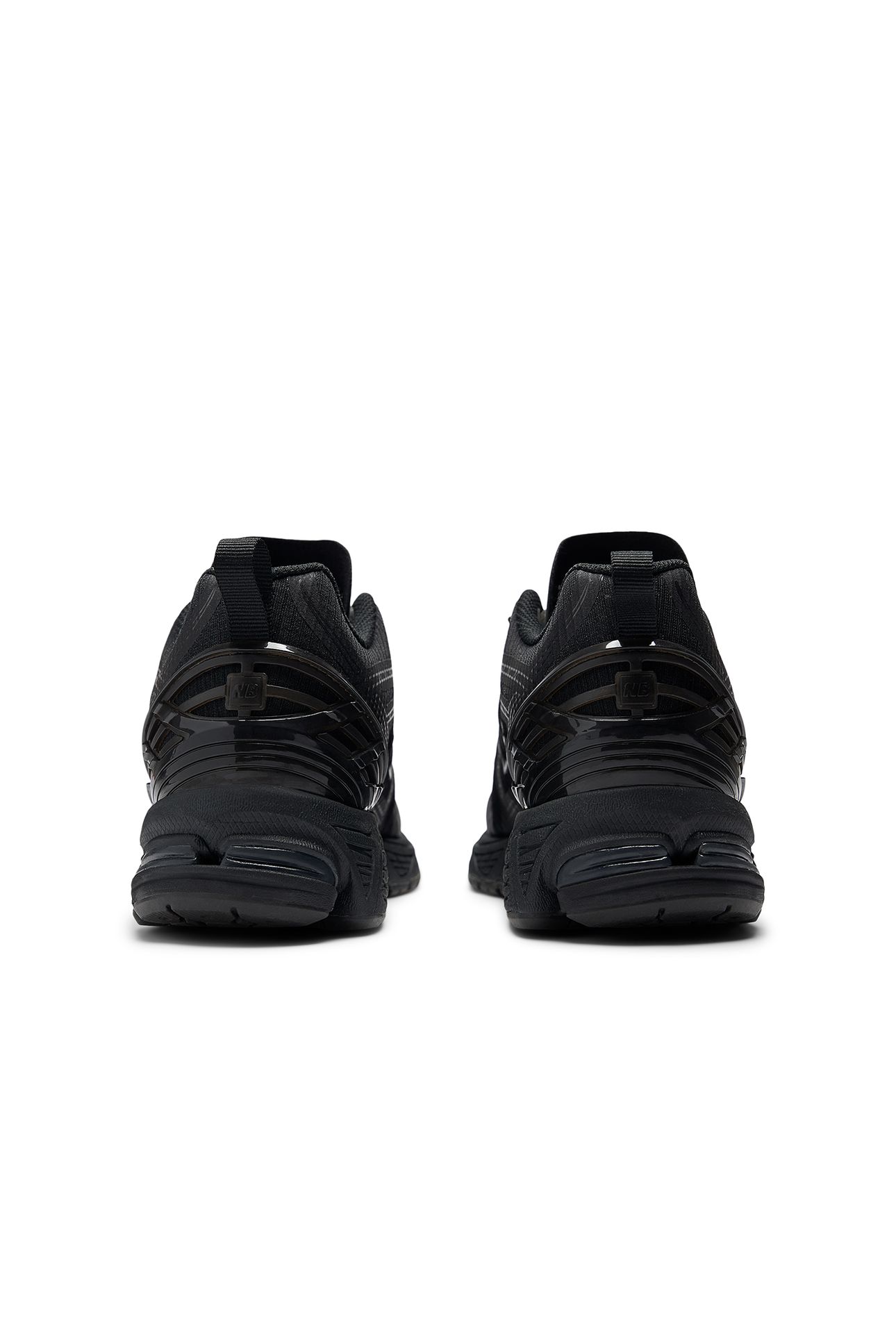 UNISEX 1906R BLACK 5