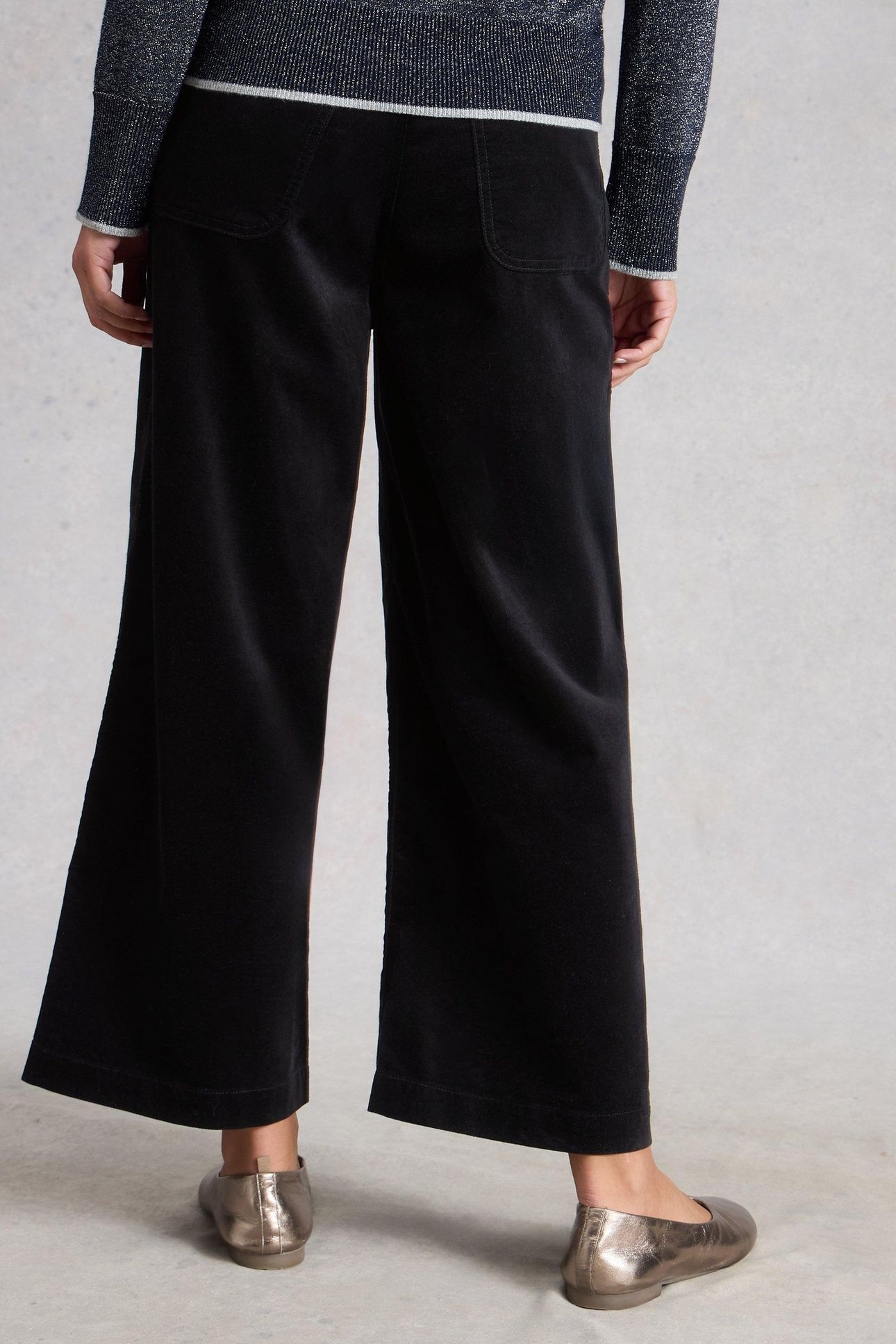 TIA VELVET WIDE LEG CROP PURE BLACK 2