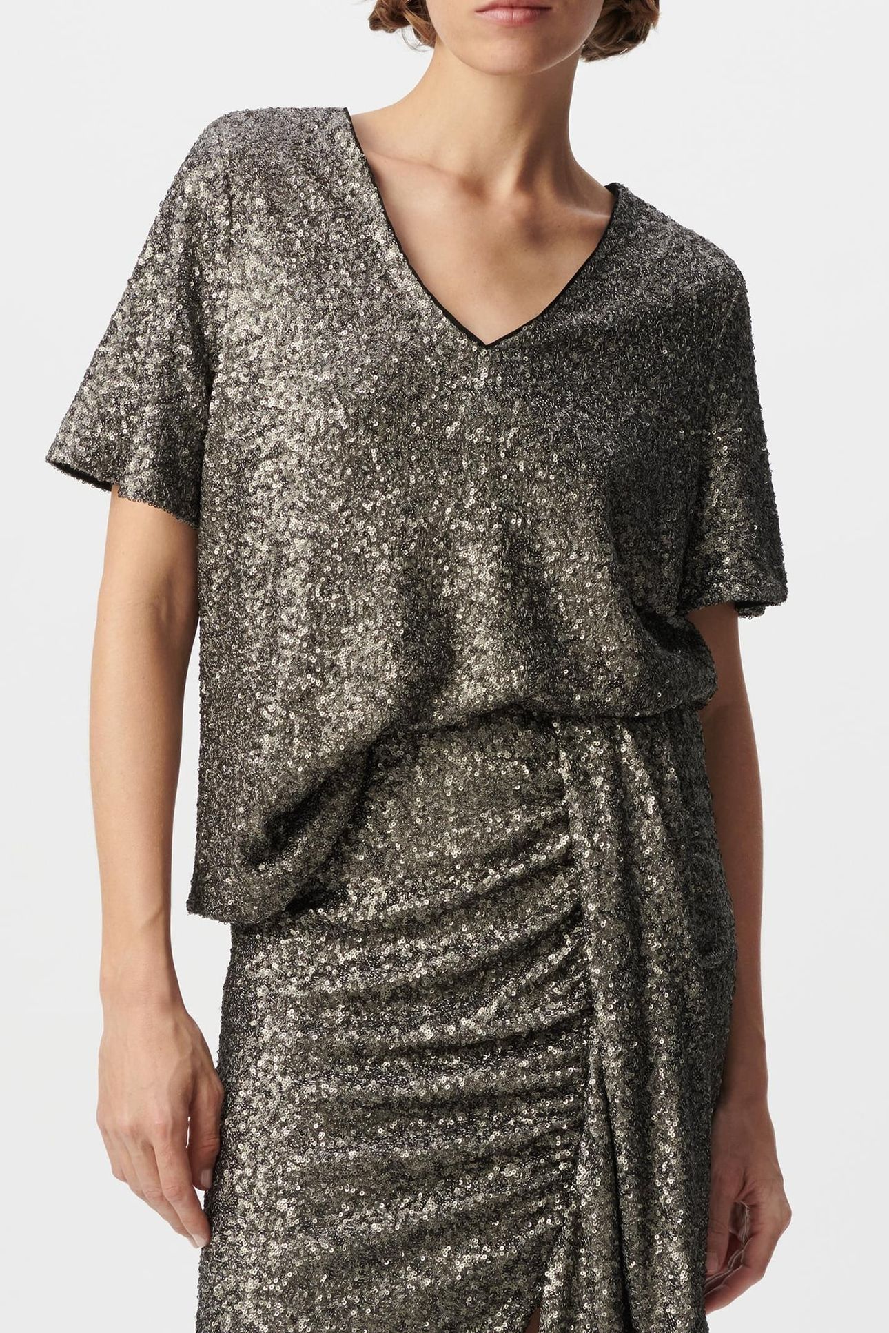 GREY TOP EMBROIDERED WITH METALLIC SEQUINS 1