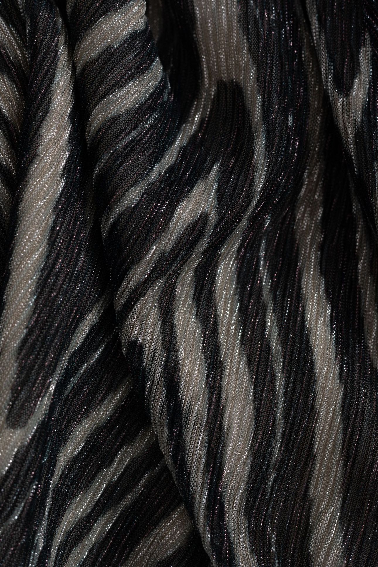 BLACK DRESS WITH GOLD HERRINGBONE PATTERN 3