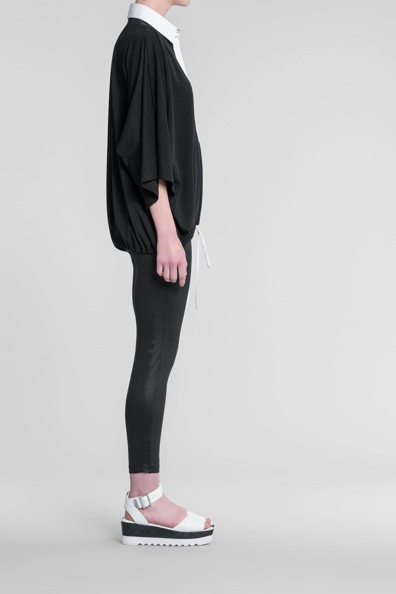 UVEA BLACK 3