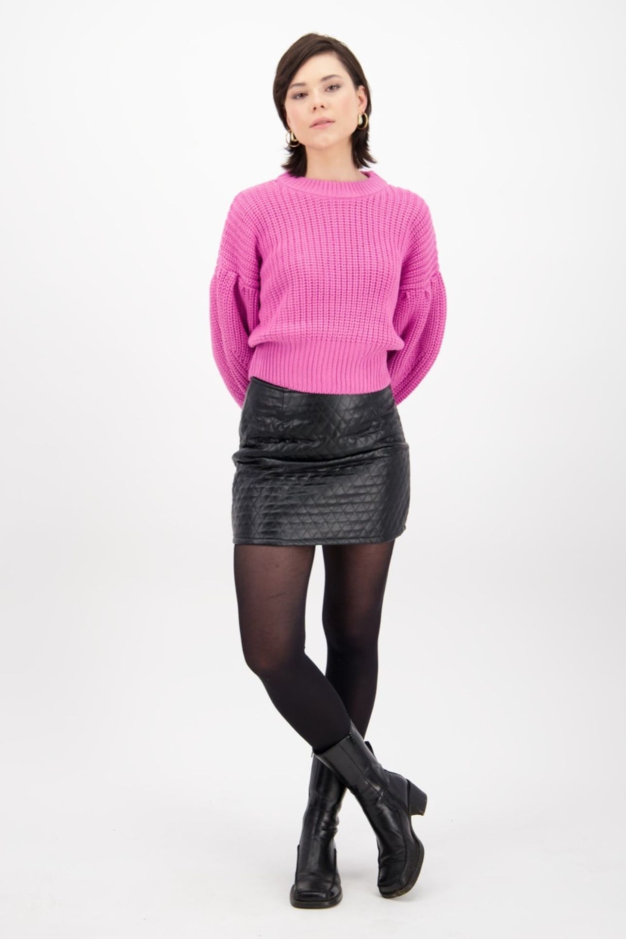 SKANE DEEP BLACK 1