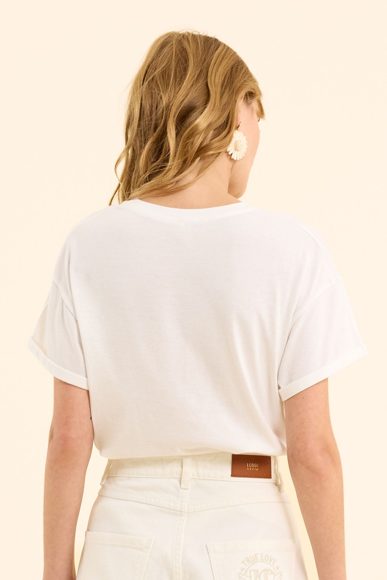 WHITE T-SHIRT WITH MESSAGE ON STRIPES SUNBURN 3