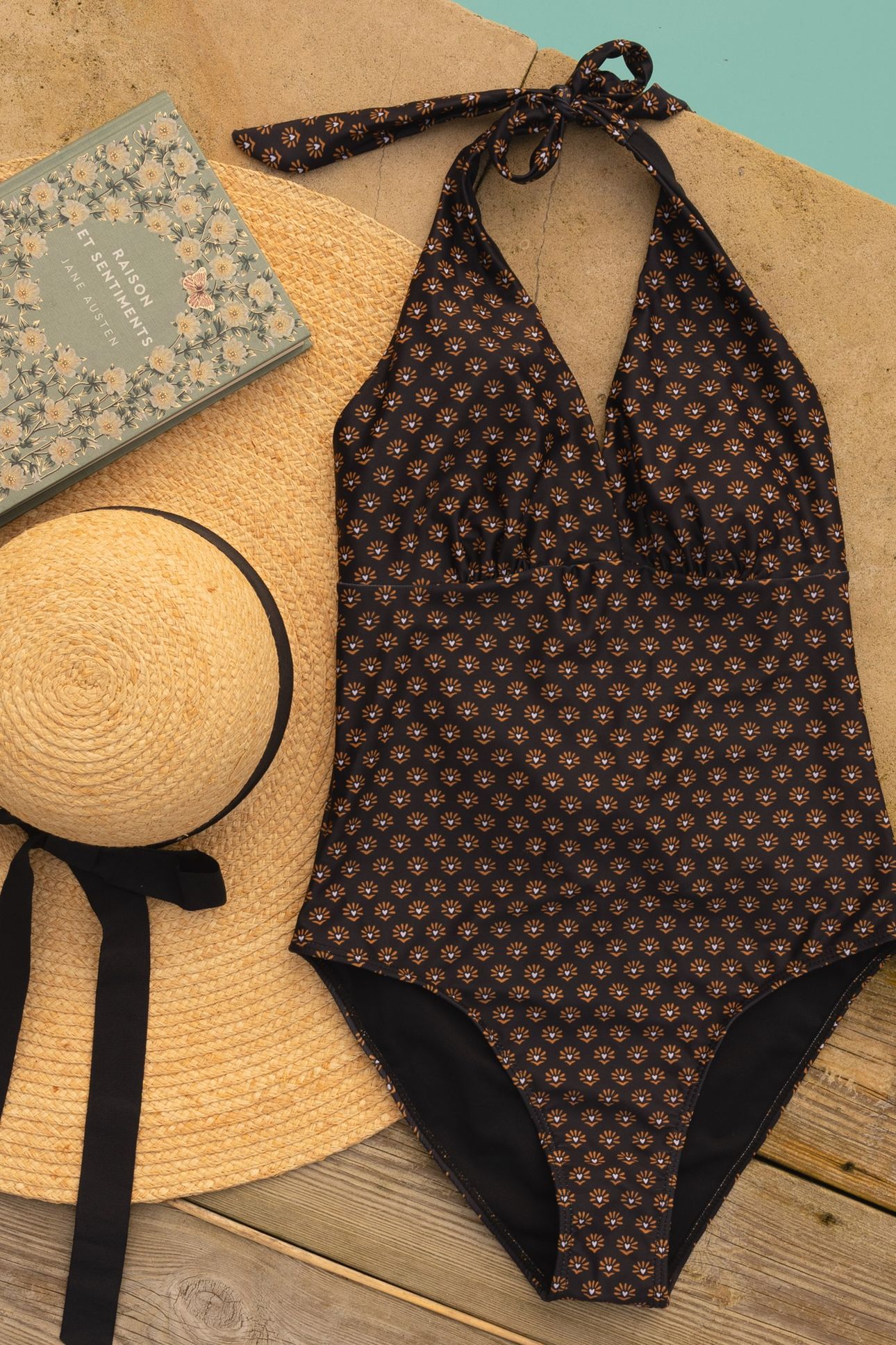 BLACK SWIMSUIT WITH FLORAL HEART PRINT BLACK 9