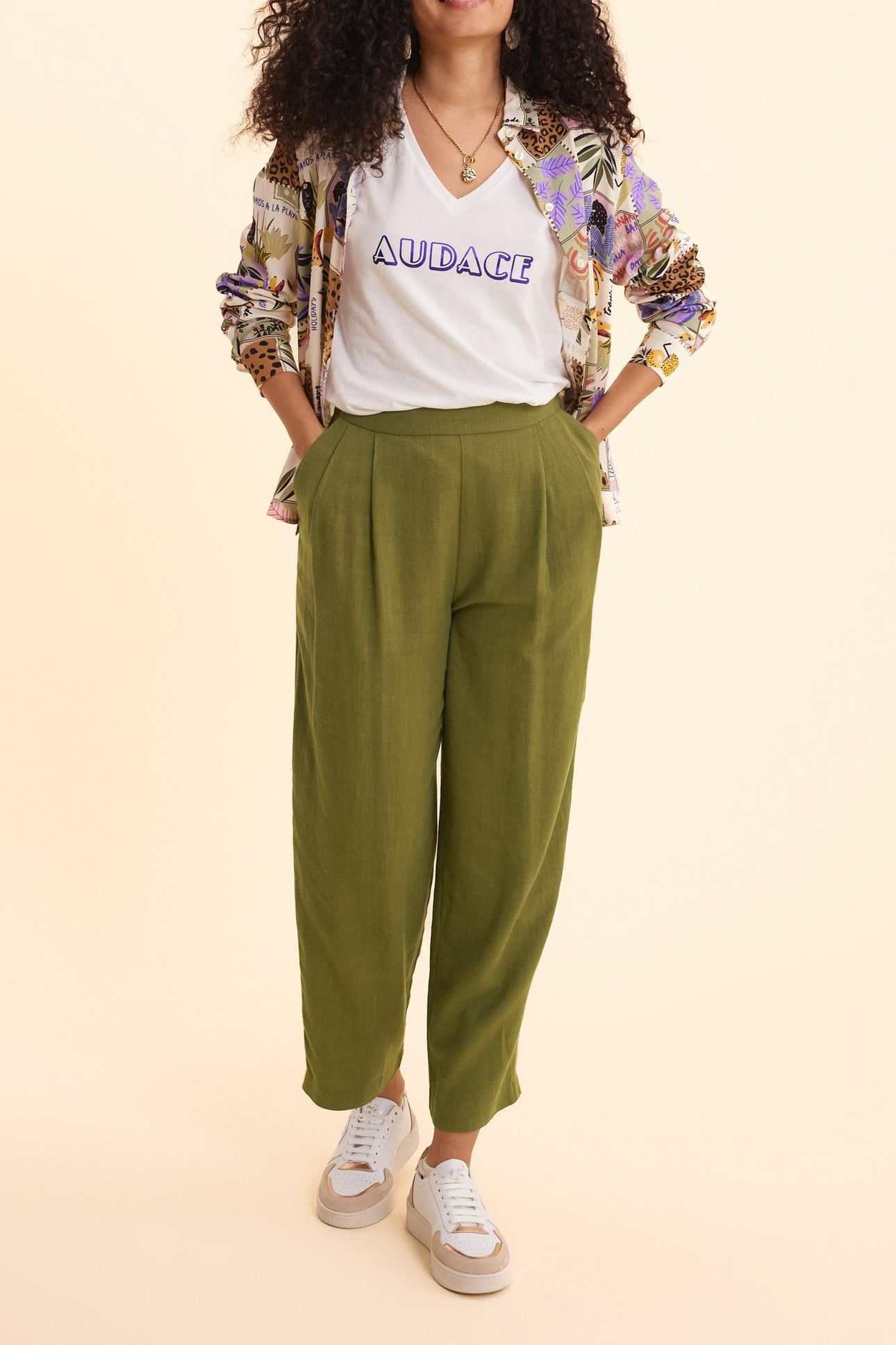WHITE V-NECK T-SHIRT WITH METALLIC BLUE SLOGAN OFF-WHITE 2