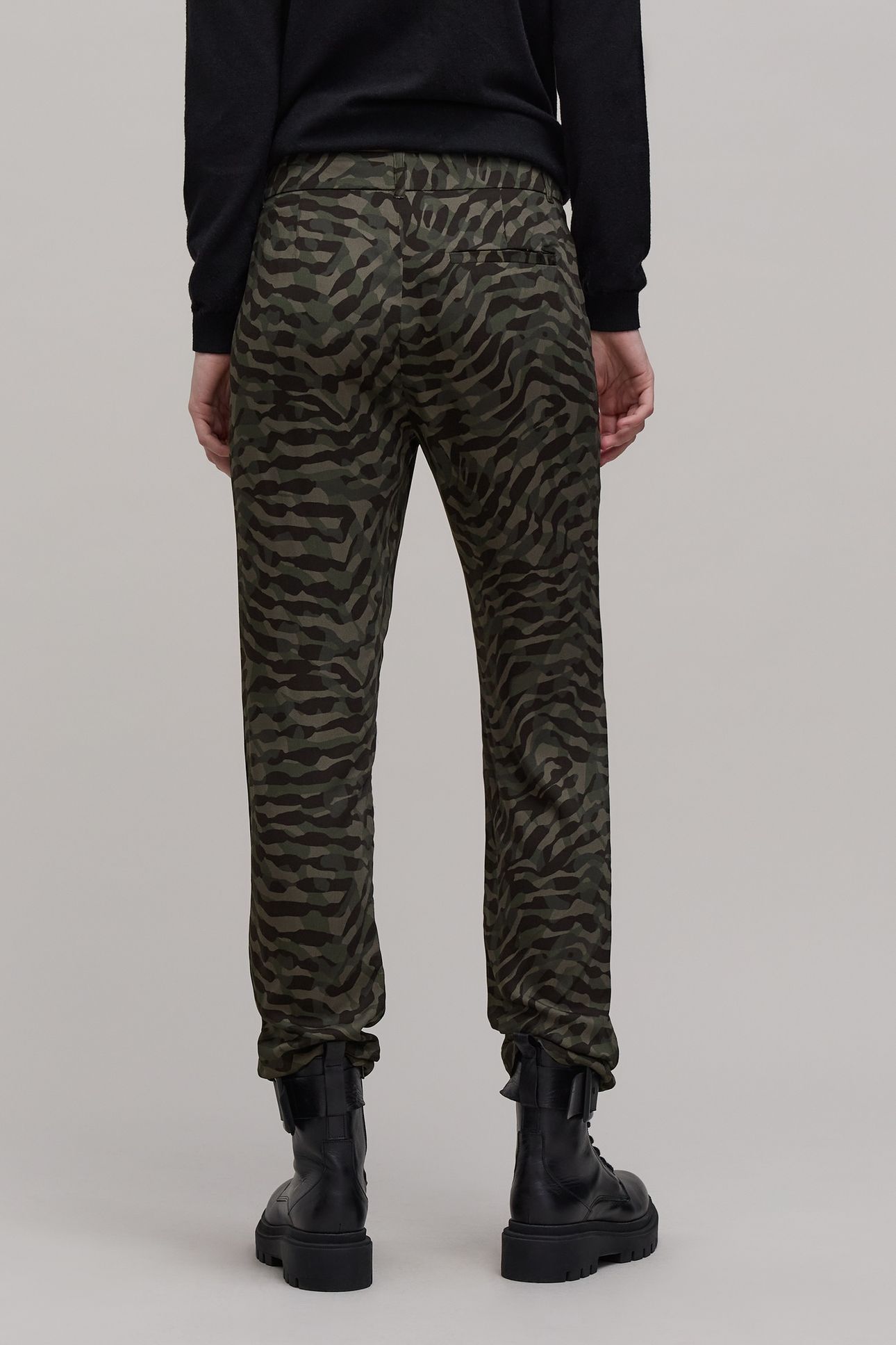 FLOWING KHAKI CAMOUFLAGE PRINT SUIT PANTS 3