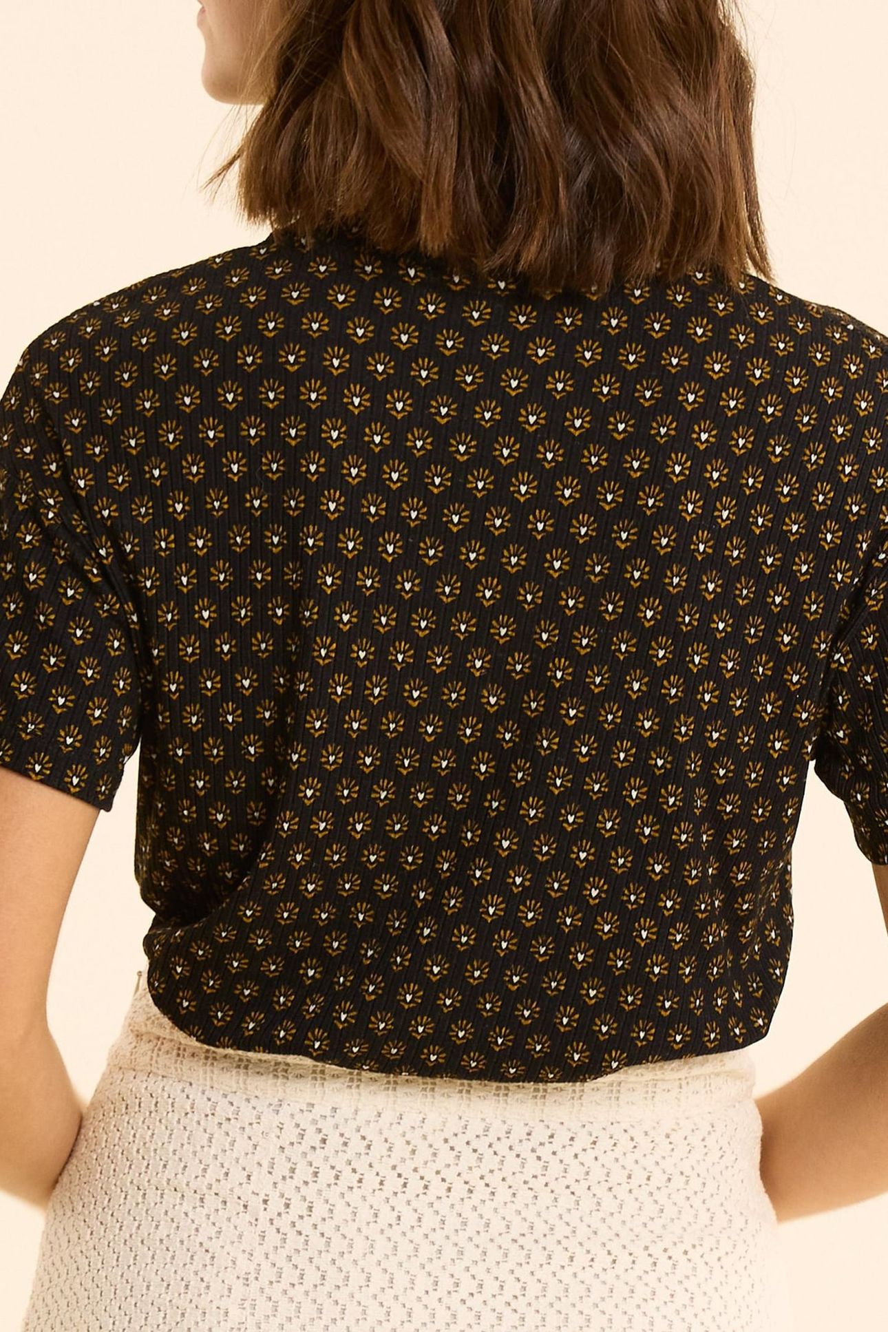 BLACK FLORAL HEART T-SHIRT BLACK 2