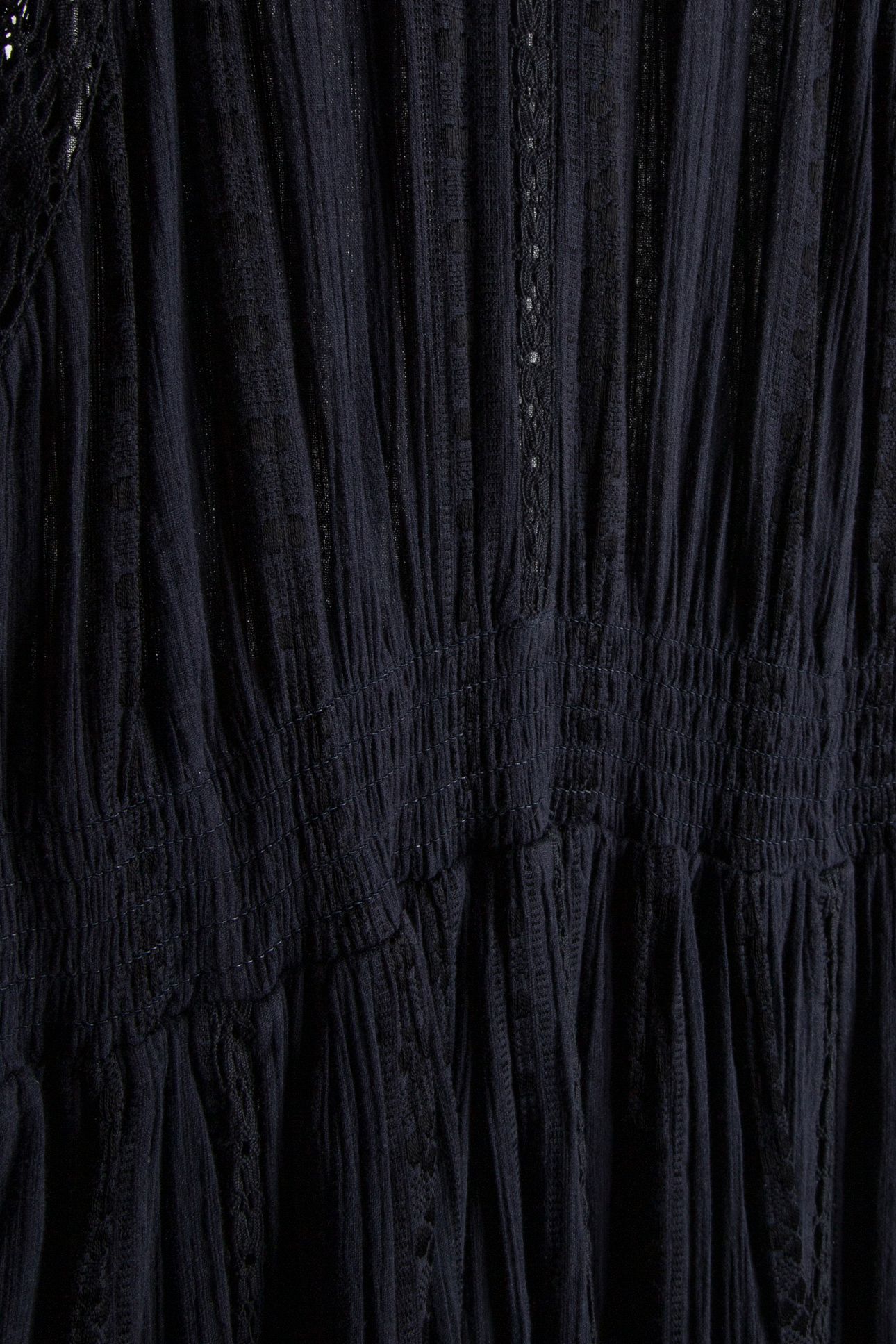JAENA BLACK 4