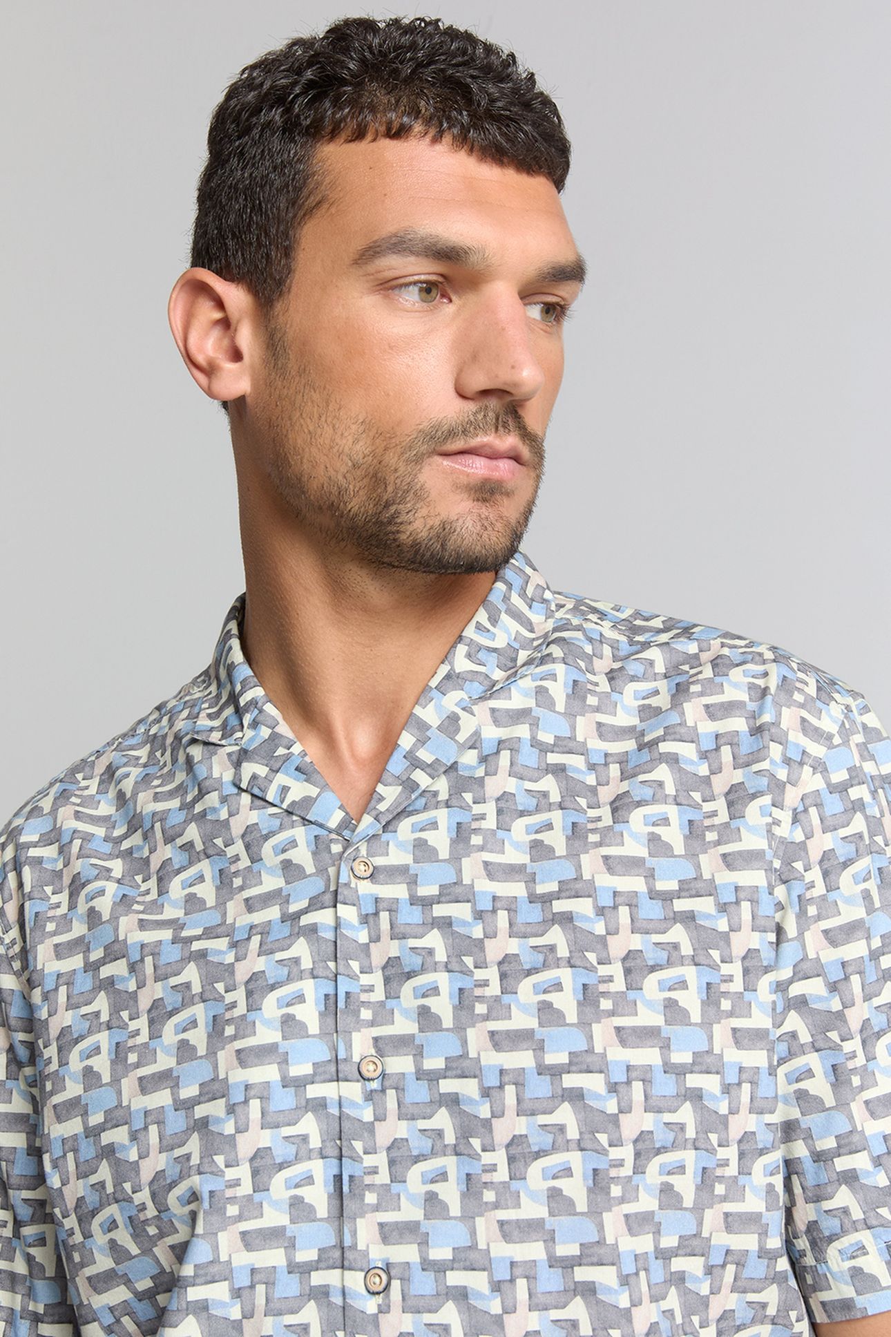 SHIRT SHORT SLEEVE ALLOVER PRINTED DARK STEEL 6