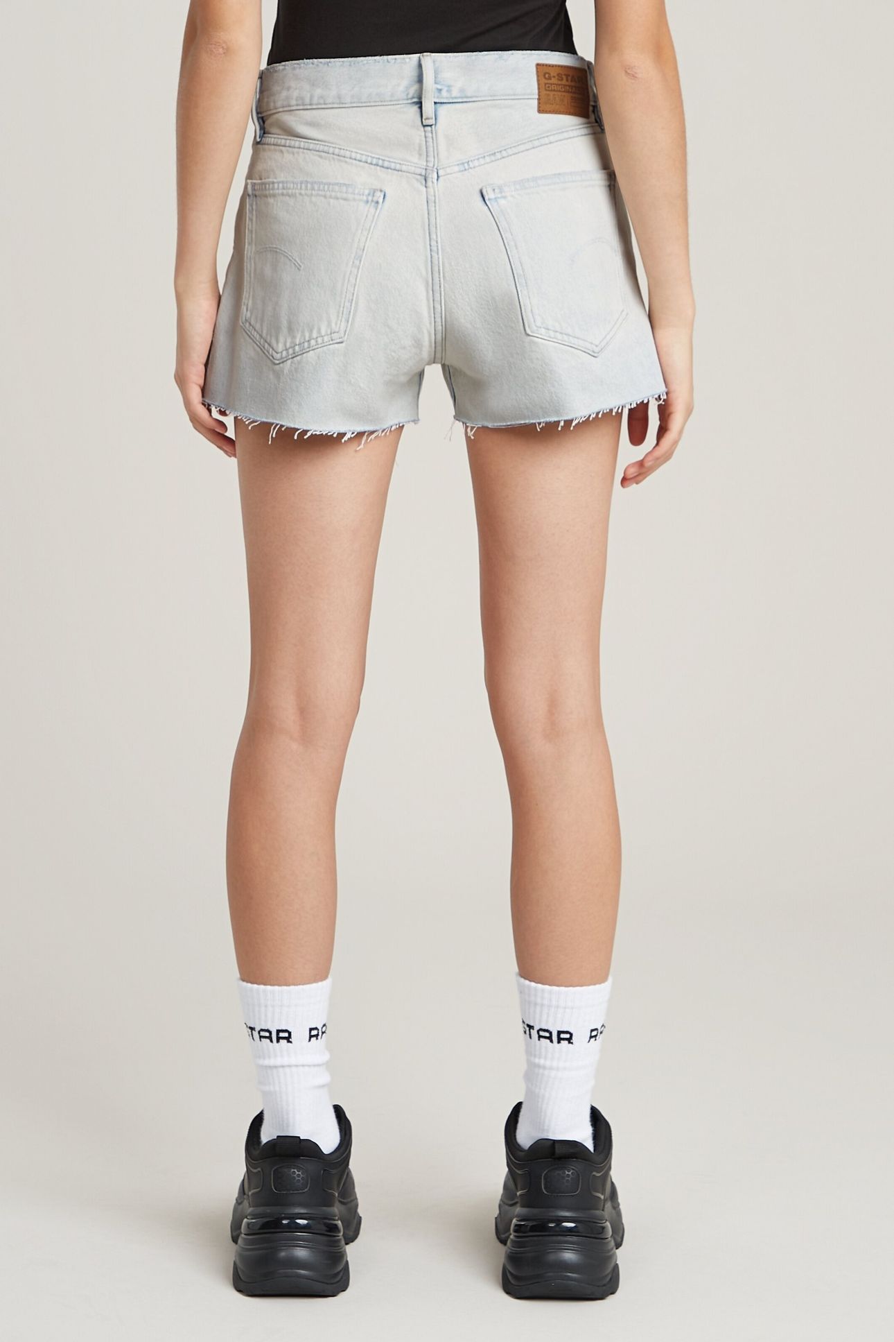 TRUE SHORT RAW EDGE BEACHED FADED CLIFTON BLUE 3