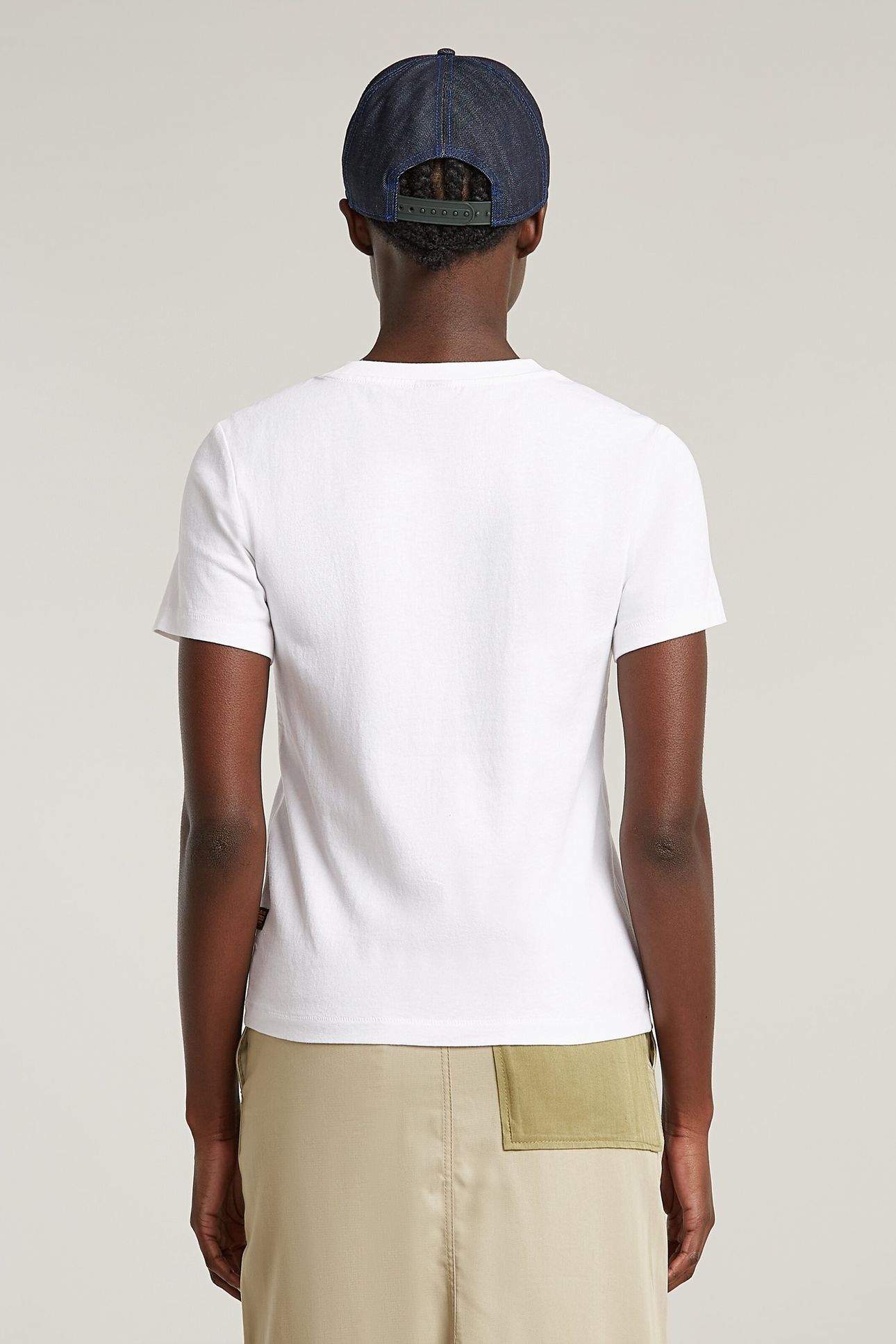 EMBRO LOGO R T WHITE 3