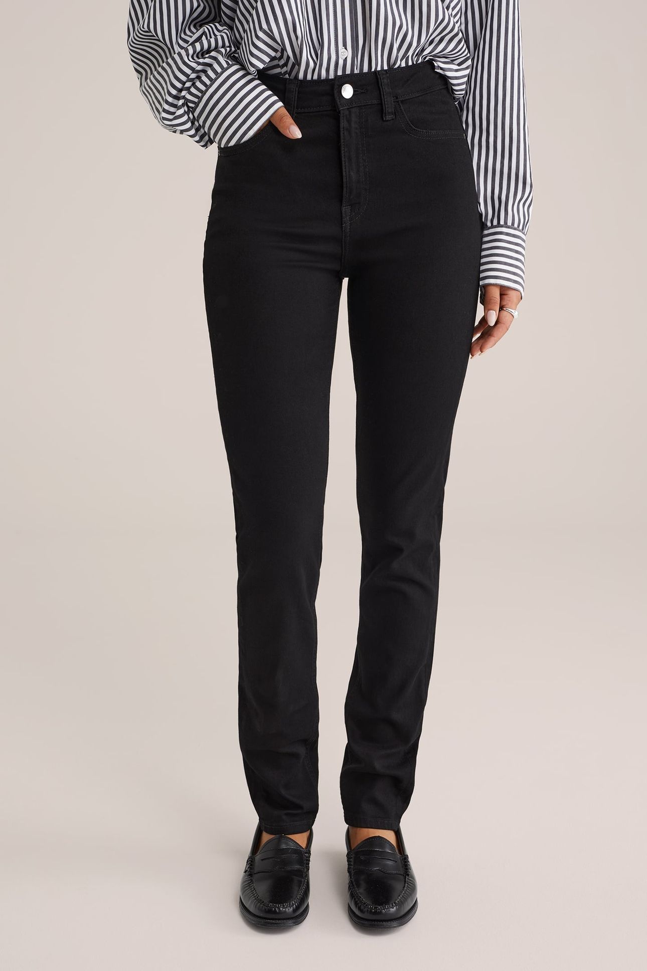 5-POCKET HIGH RISE BLACK 1