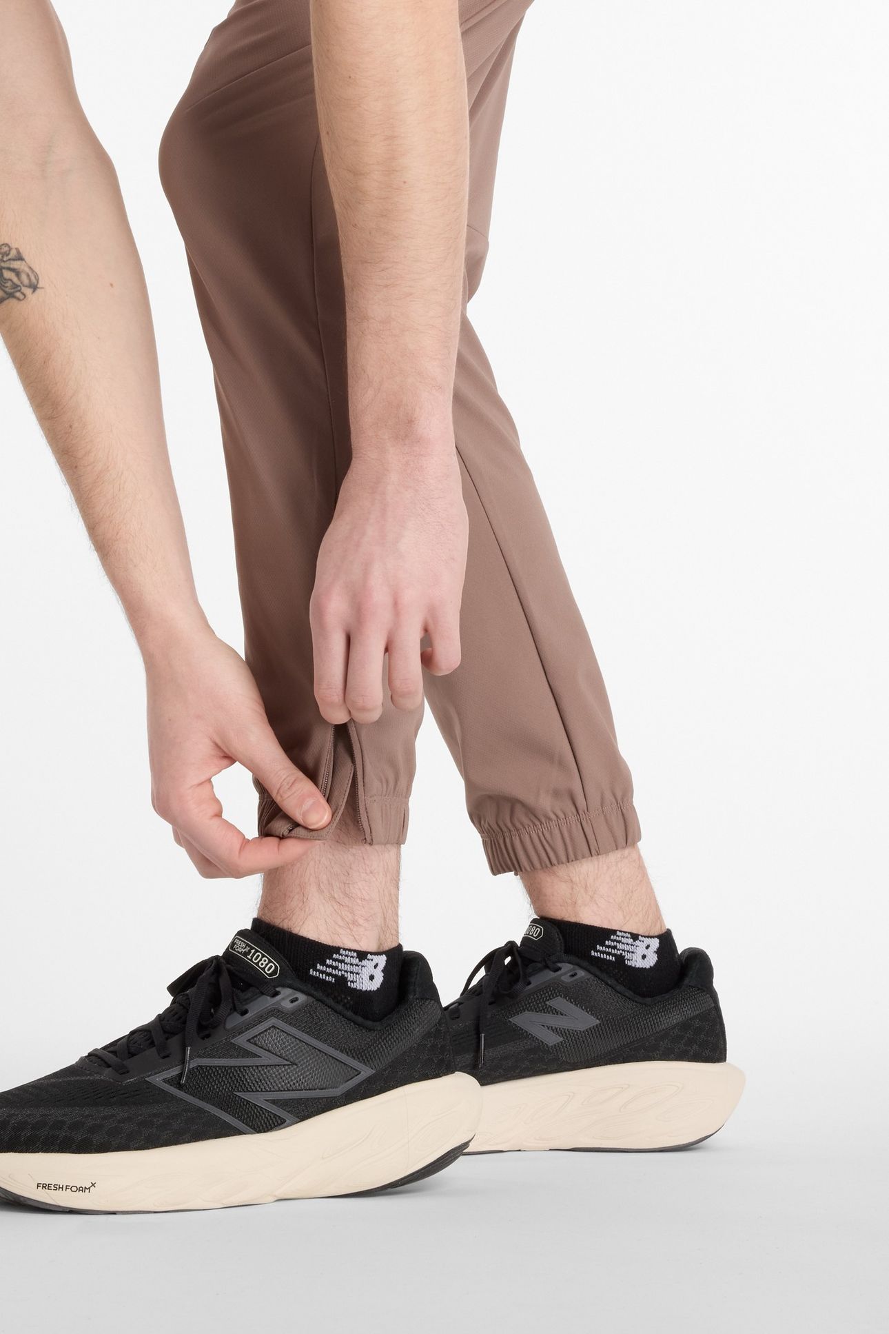 AC JOGGER EARTHSHA 4