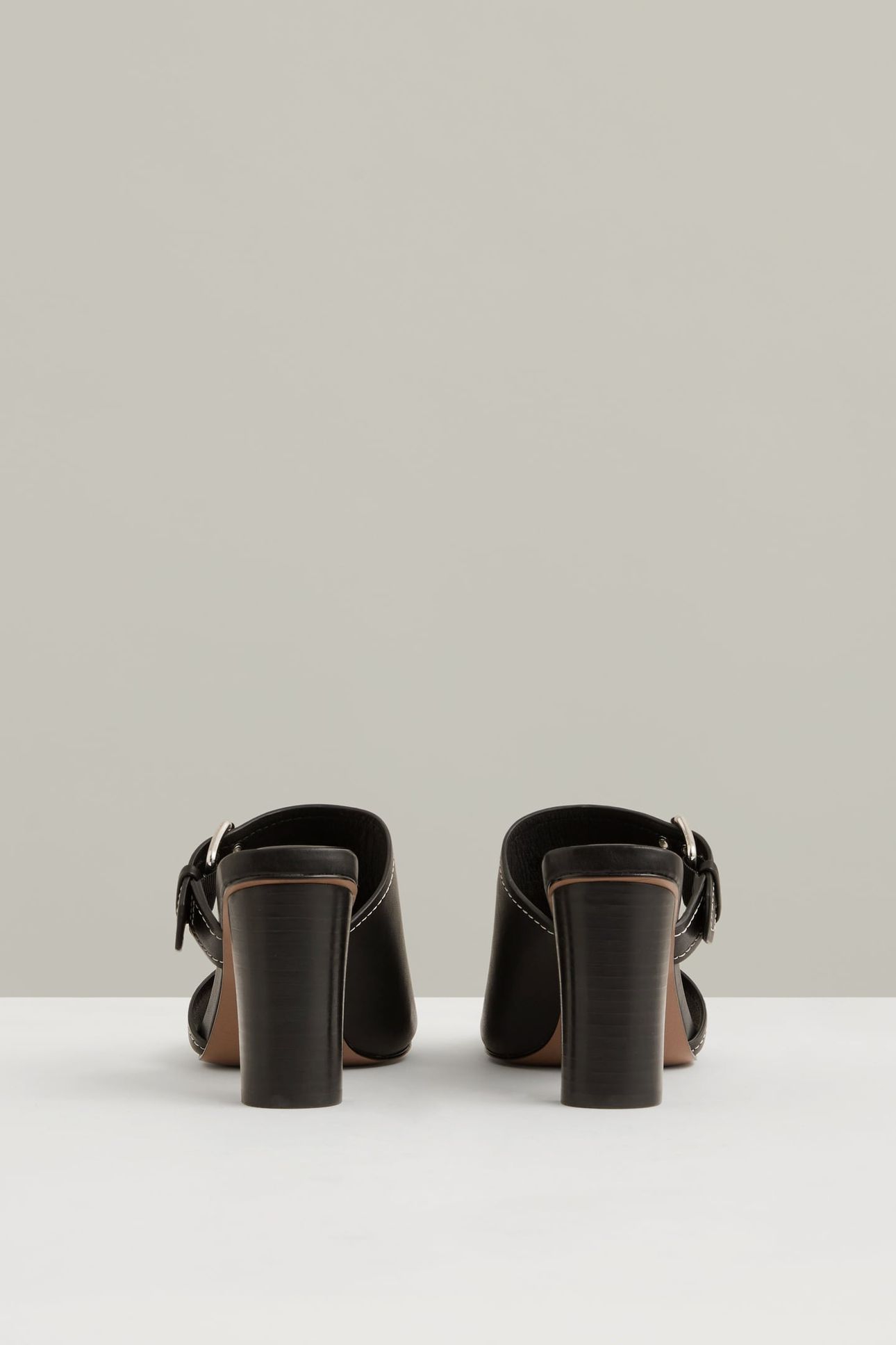BUCKLE HEEL BLACK 3