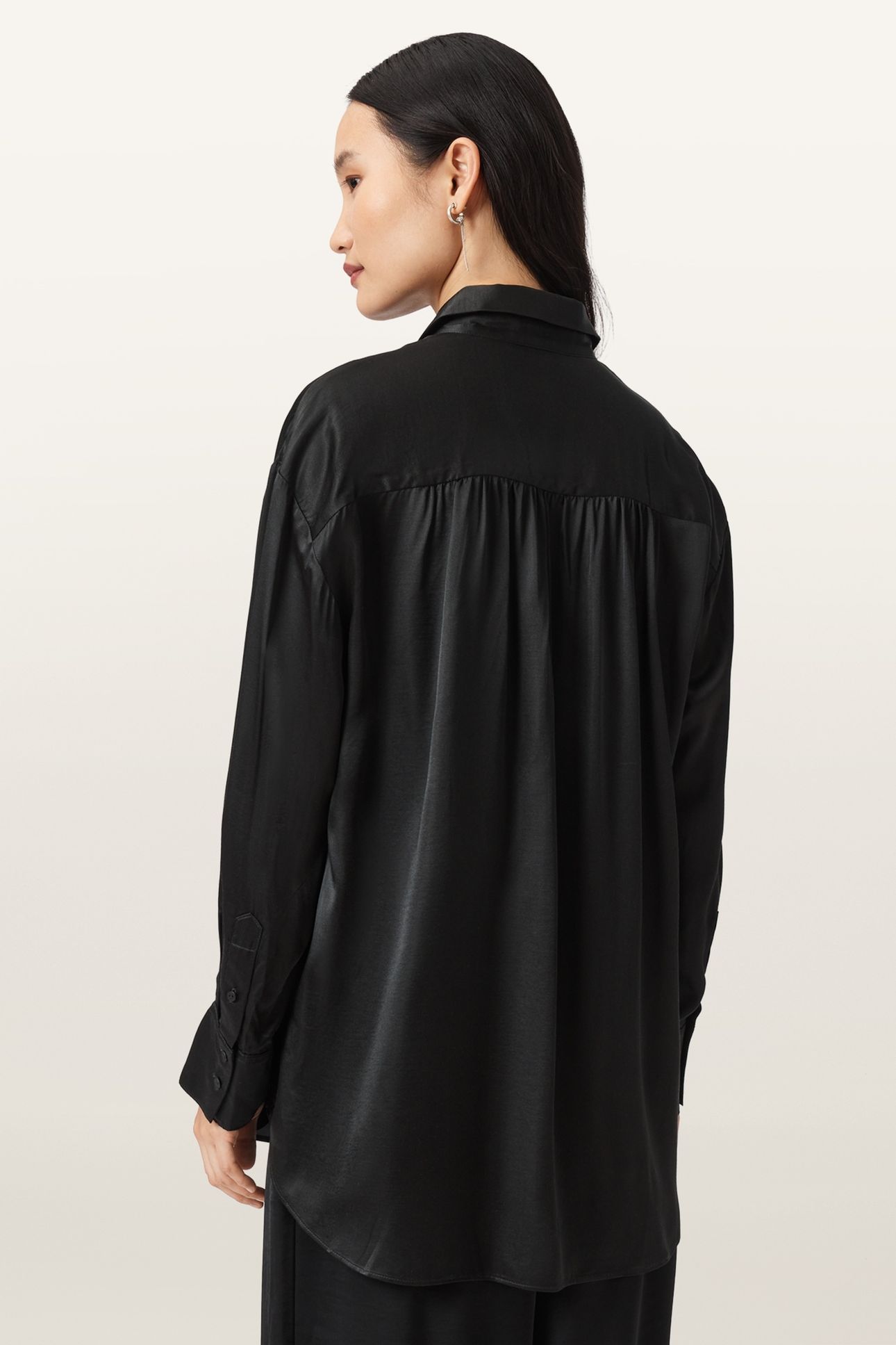 BERNIE SHIRT PETRA BLACK 2