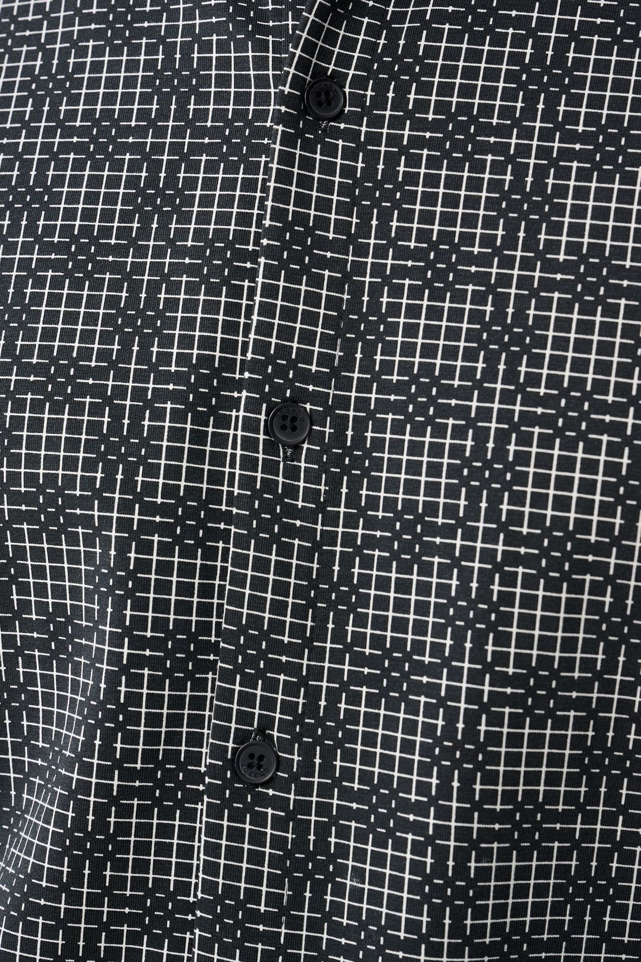 MA-SBPRINTED LOGO SHIRT BLACK 6