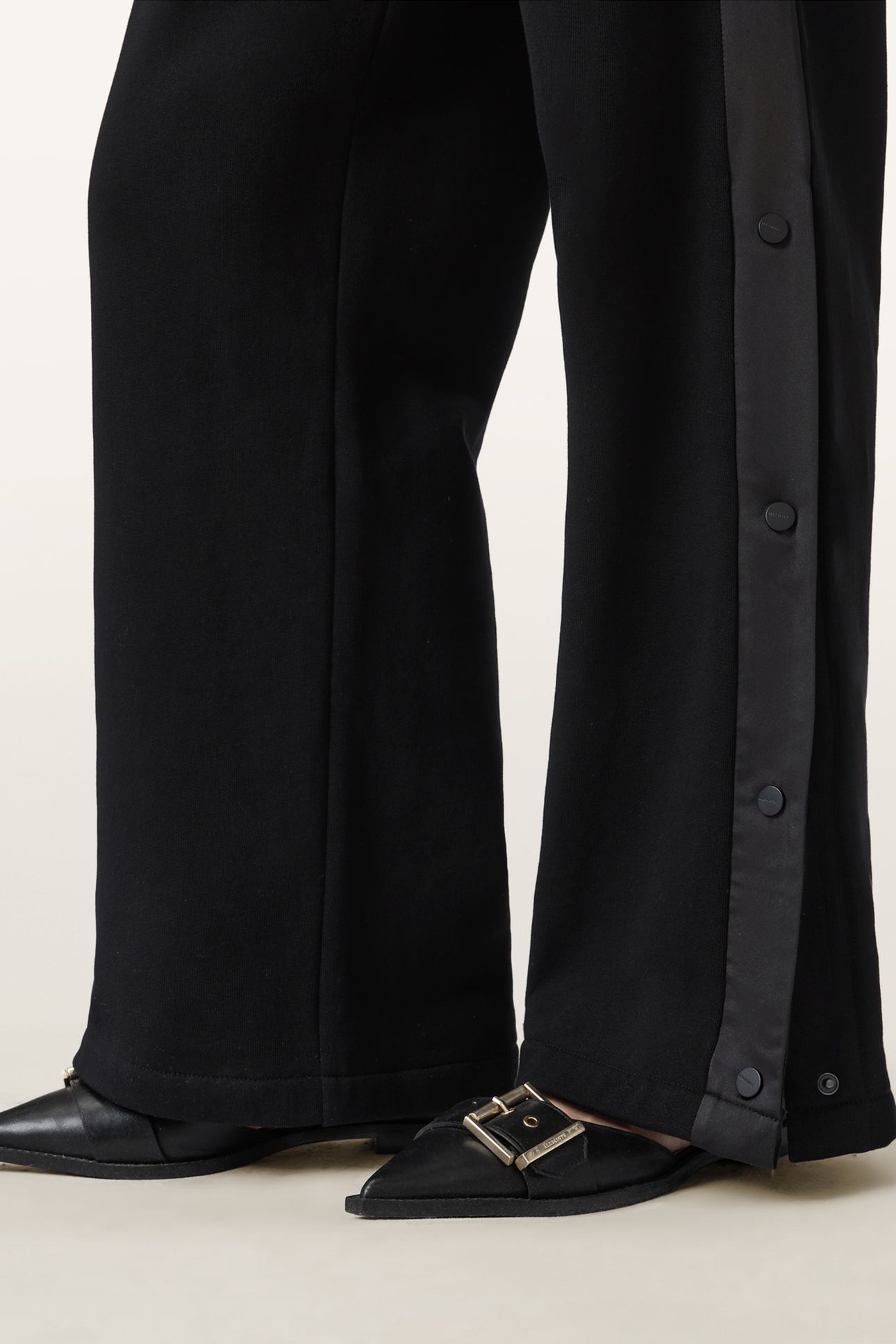 ZANDA SWEATPANT BLACK 5