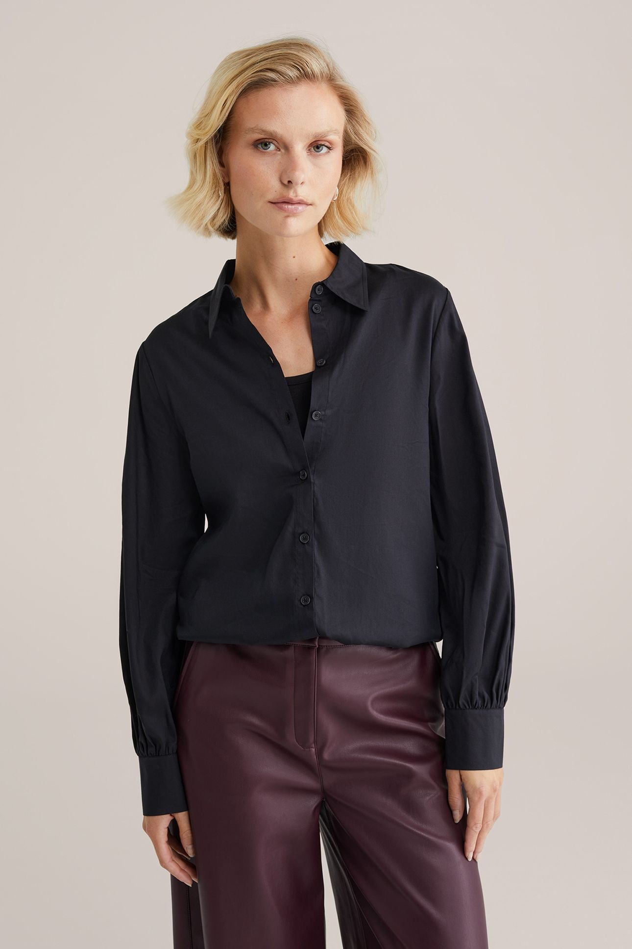 BLOUSE BLACK 1
