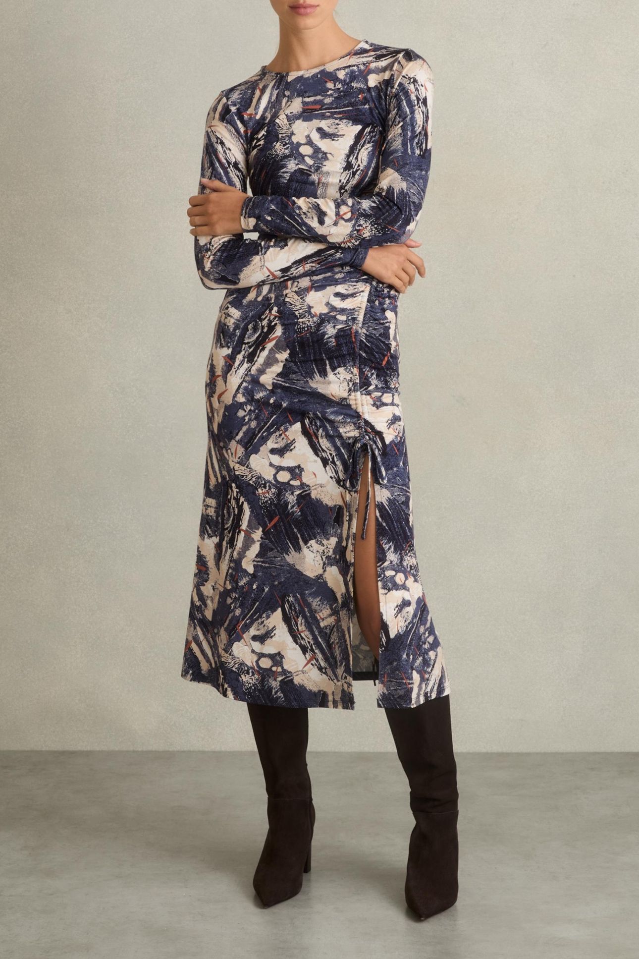 RUCHED PRINT MIDI NAVY/NEUTRAL 1