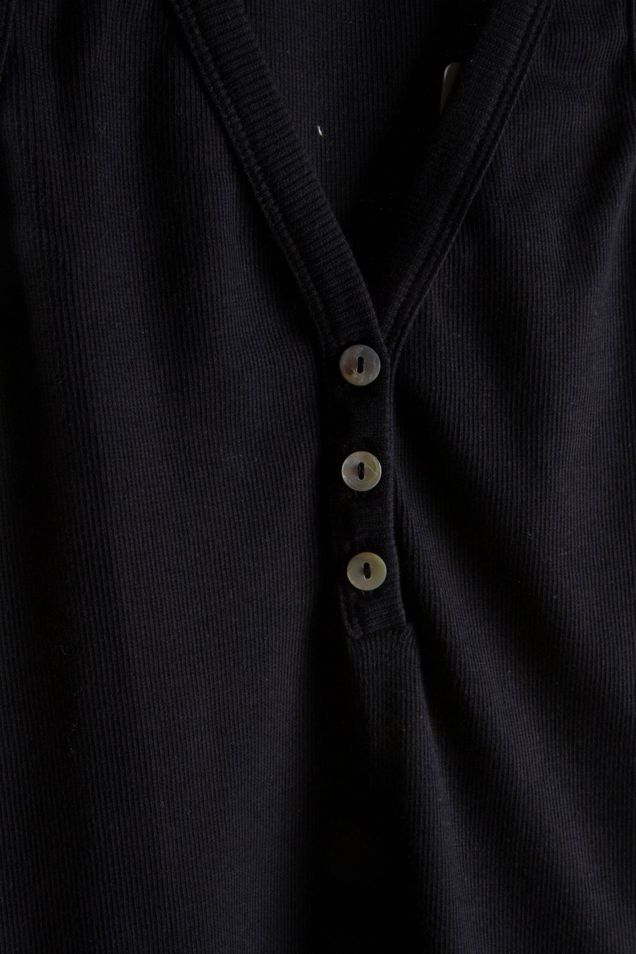 TILLY TOP BLACK 5