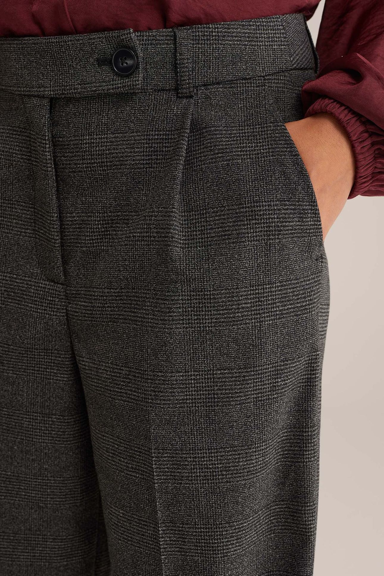 TROUSER BLACK 5