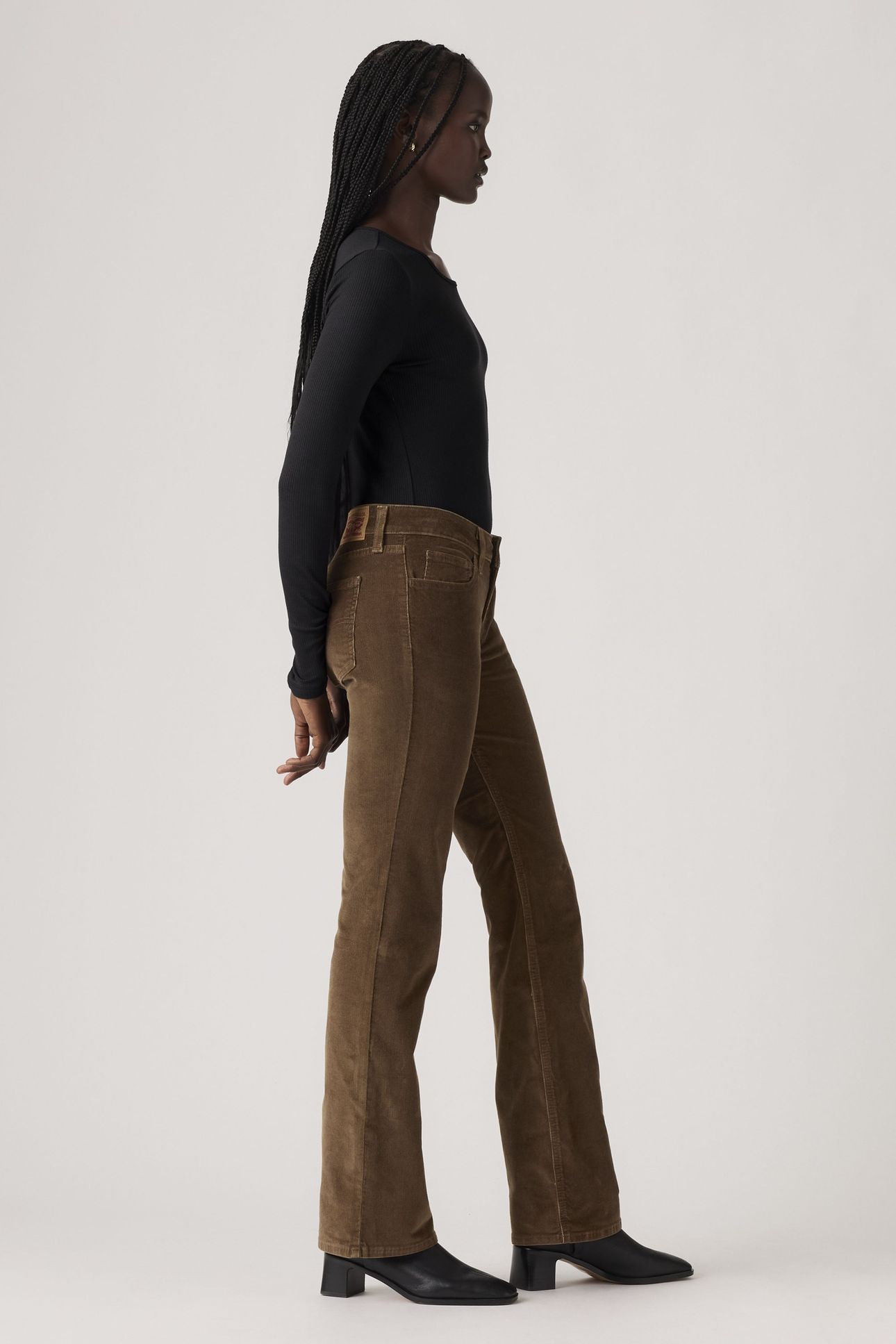SUPERLOW BOOTCUT JEANS 5