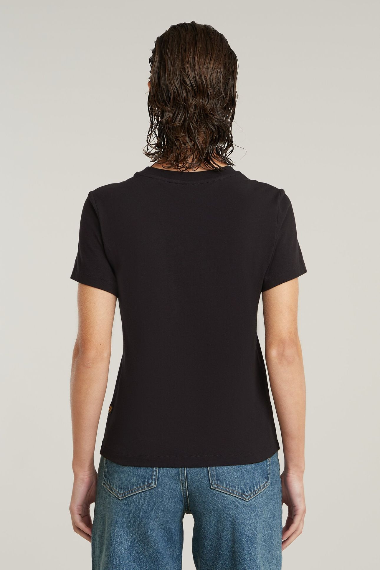EMBRO LOGO R T DK BLACK 3
