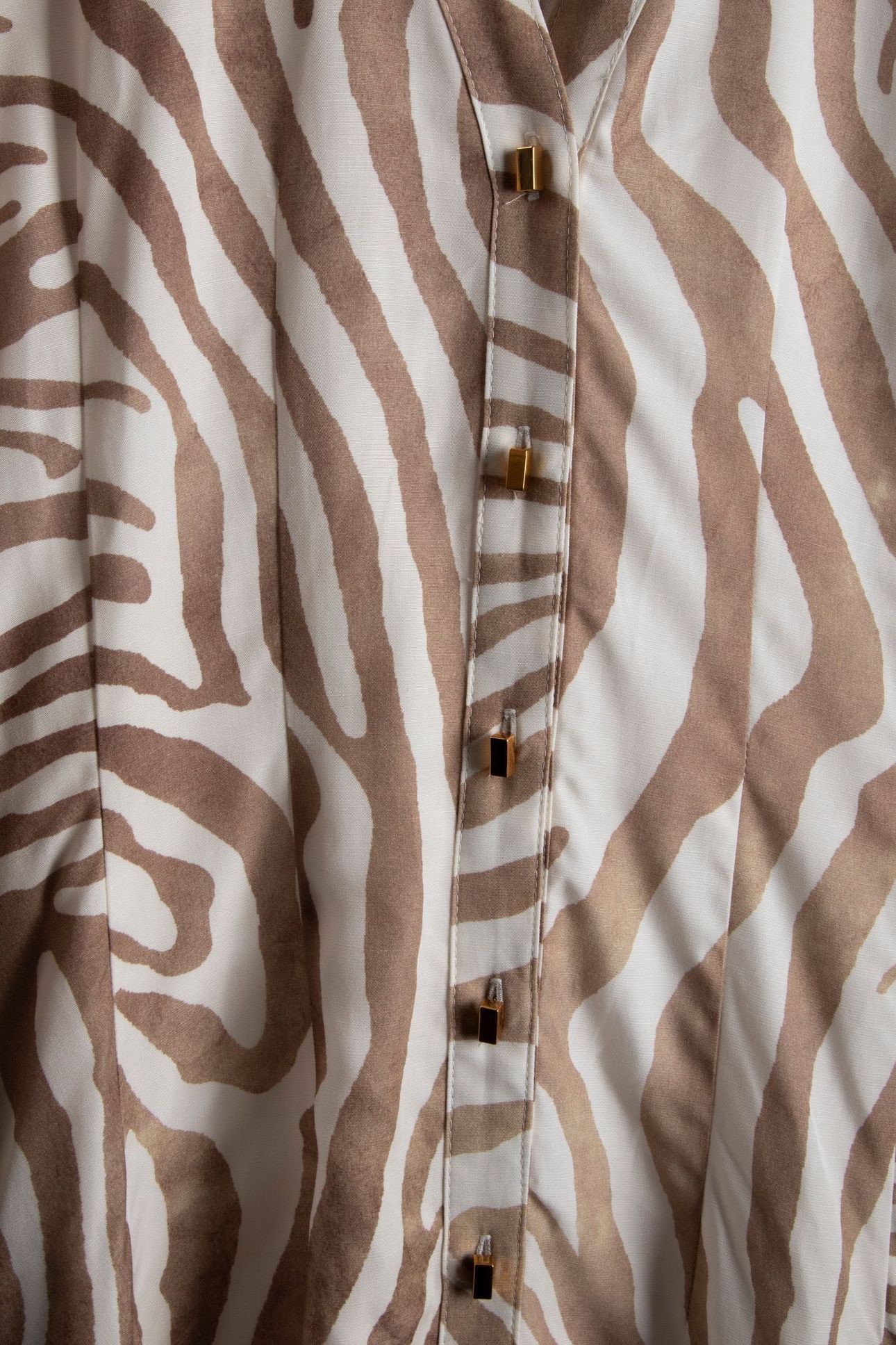 MARCIANO BY GUESS GISELLE LS LONG DRESS SAFARI DREAM PRINT 4