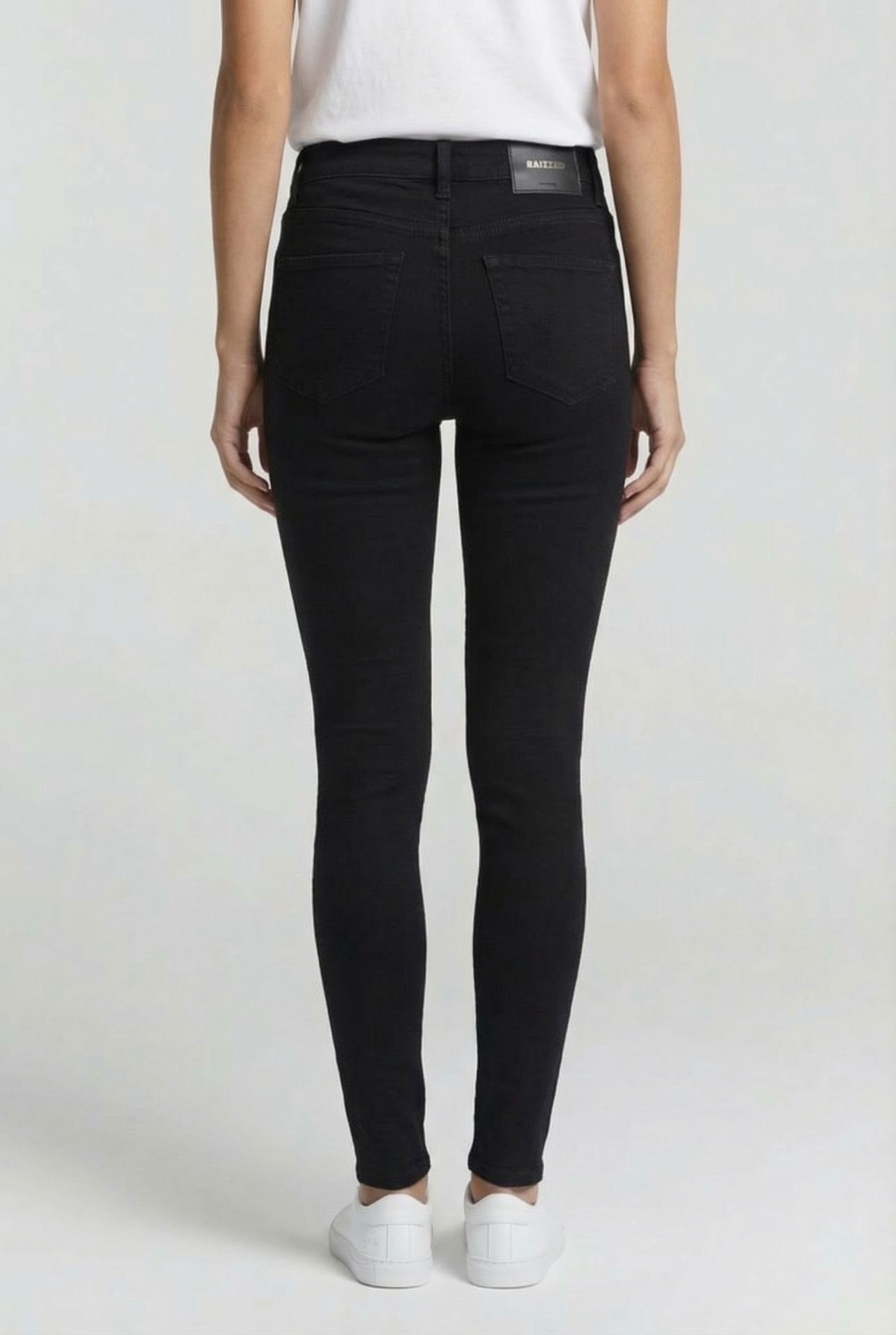 BLOSSOM BLACK 2