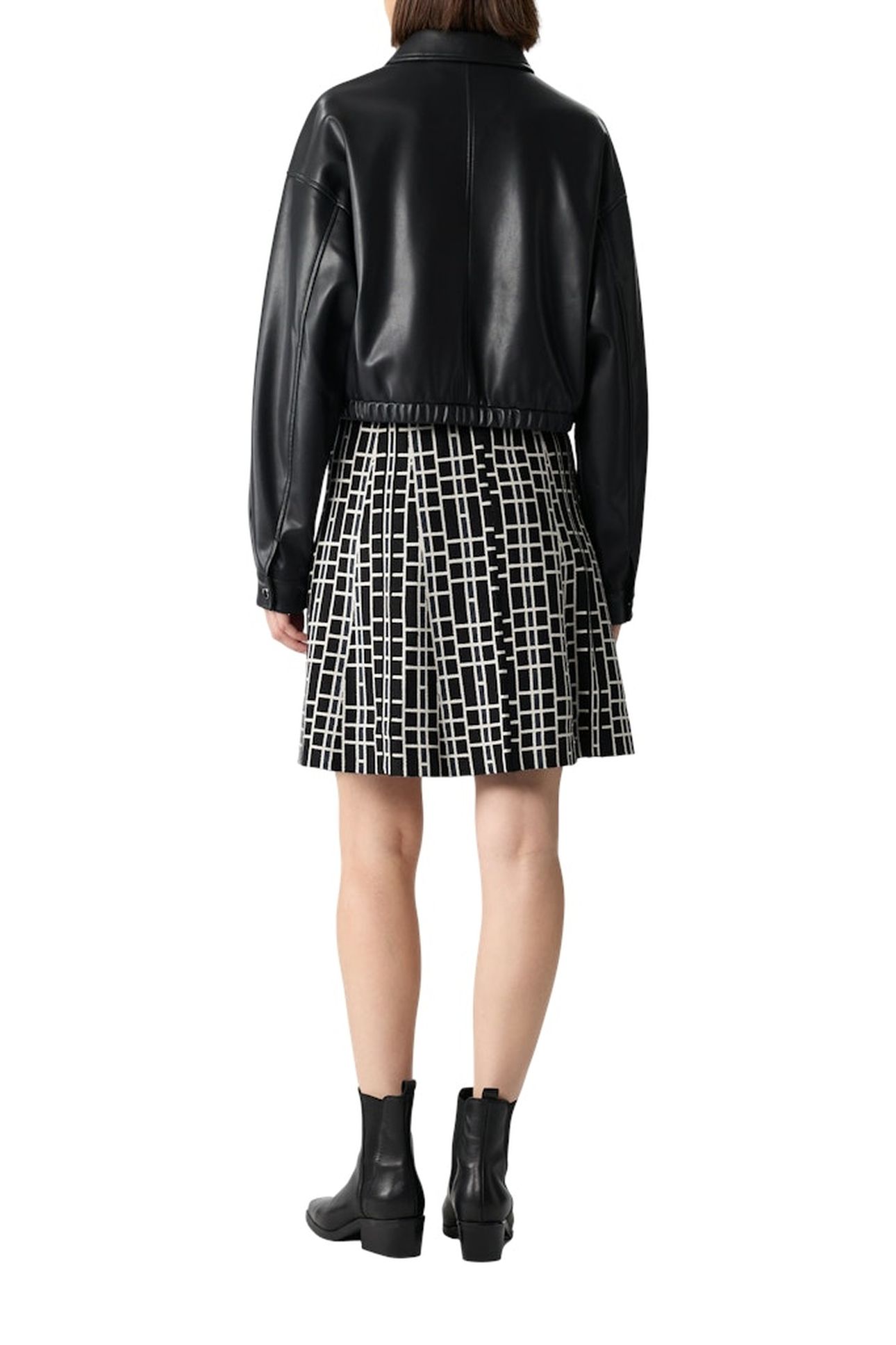 COMMA JACKETS INDOOR BLACK 3