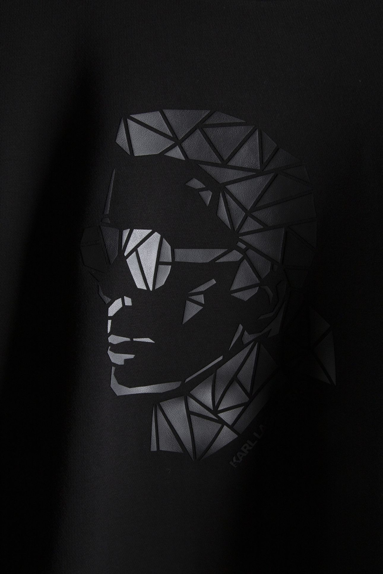 BLACK SWEAT CREWNECK 4