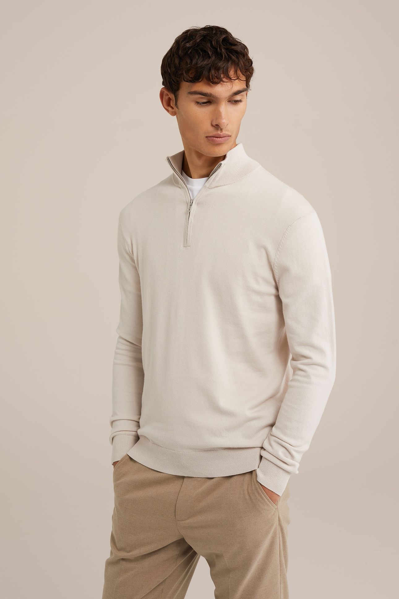 HALFWAY ZIPPER BEIGE 1
