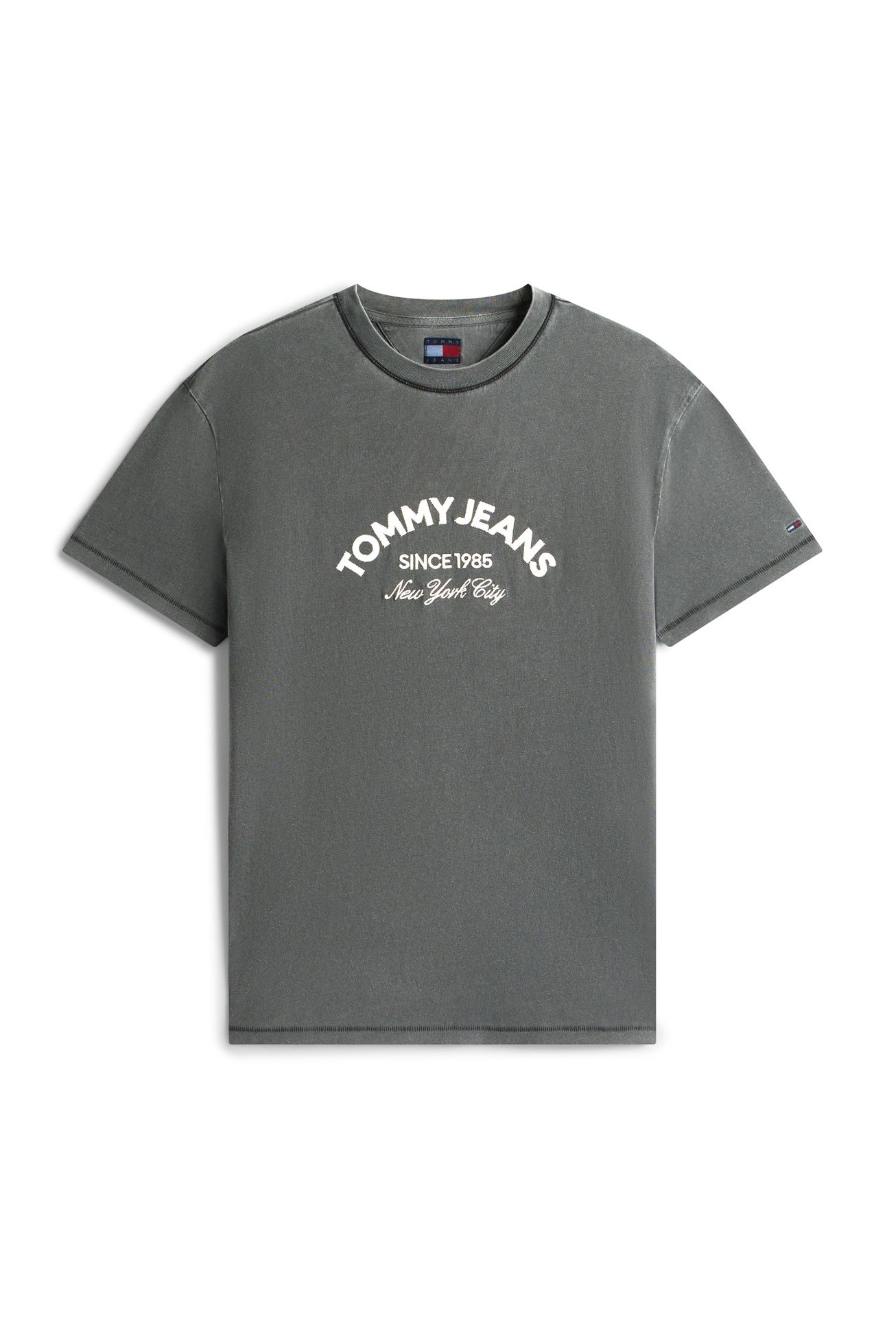 ARCH LOGO TEXTURED T-SHIRT BLACK 4