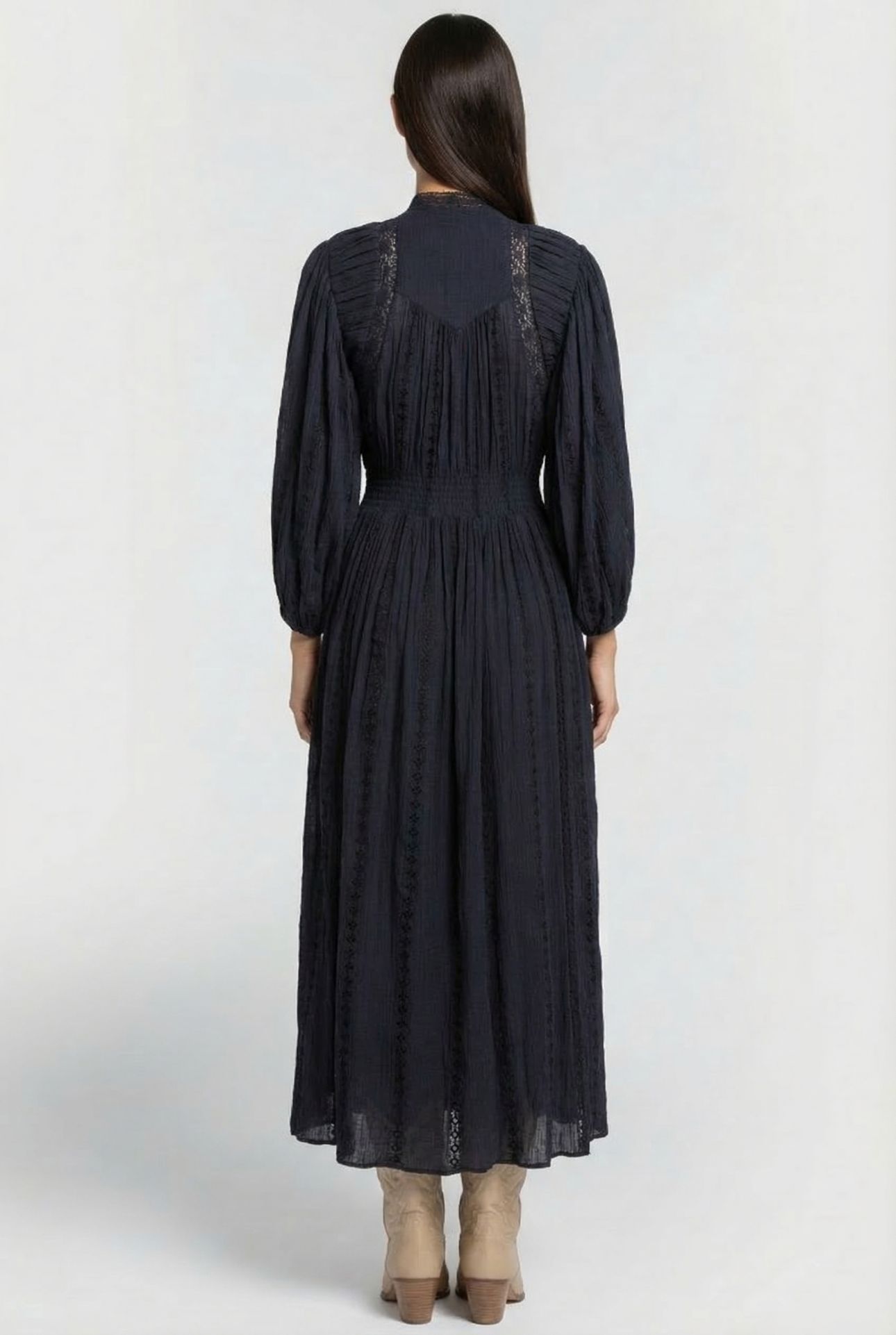 JAENA BLACK 2
