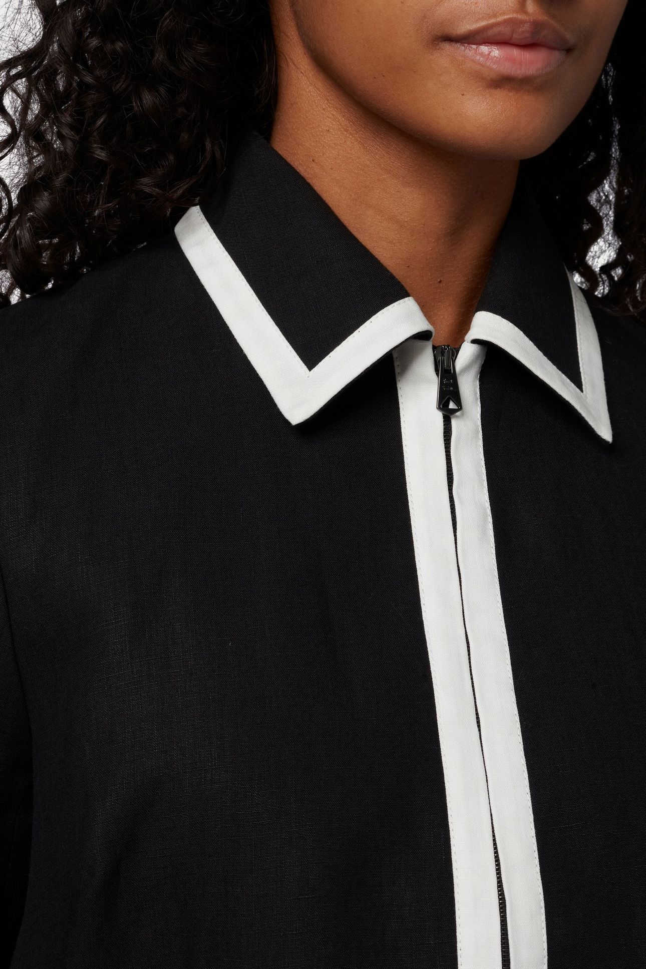 JACKET BLACK 10