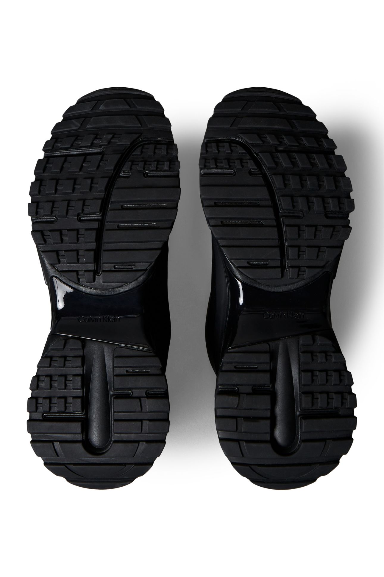 HIKE RUNNER LACEUP SNEAKERS TRIPLE BLACK 4