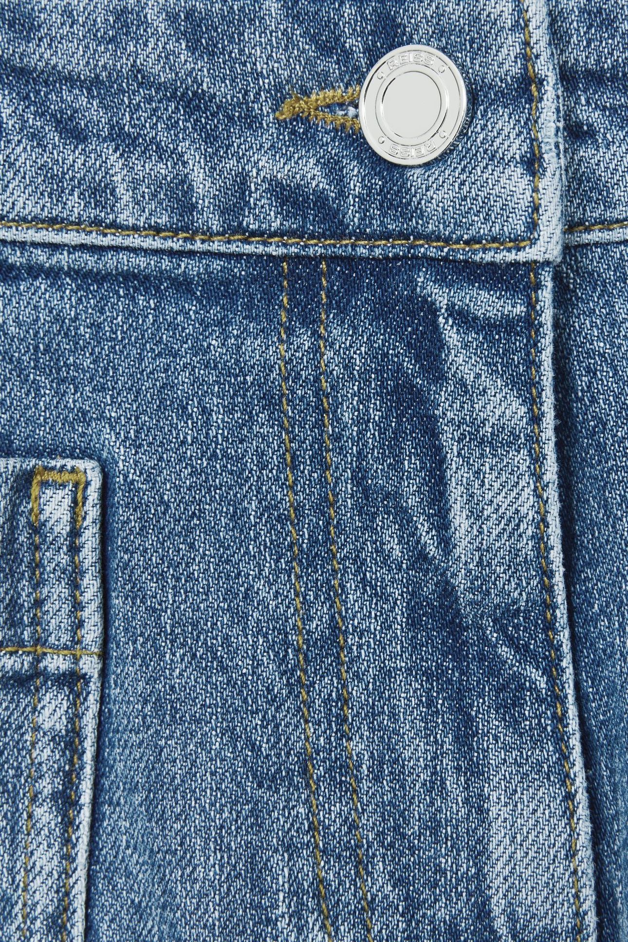 DENIM PATCH POCKET SHORT MID BLUE 6