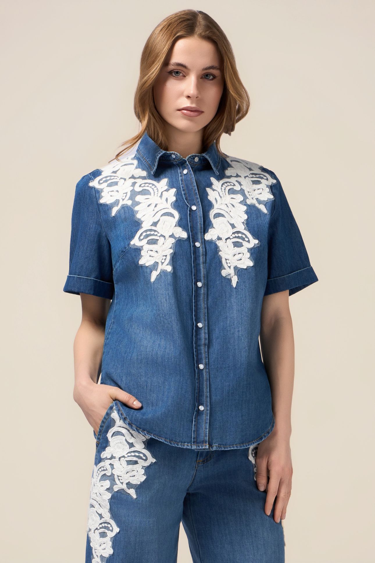 DENIM SHIRT WITH FLORAL EMBROIDERY BLUE 2