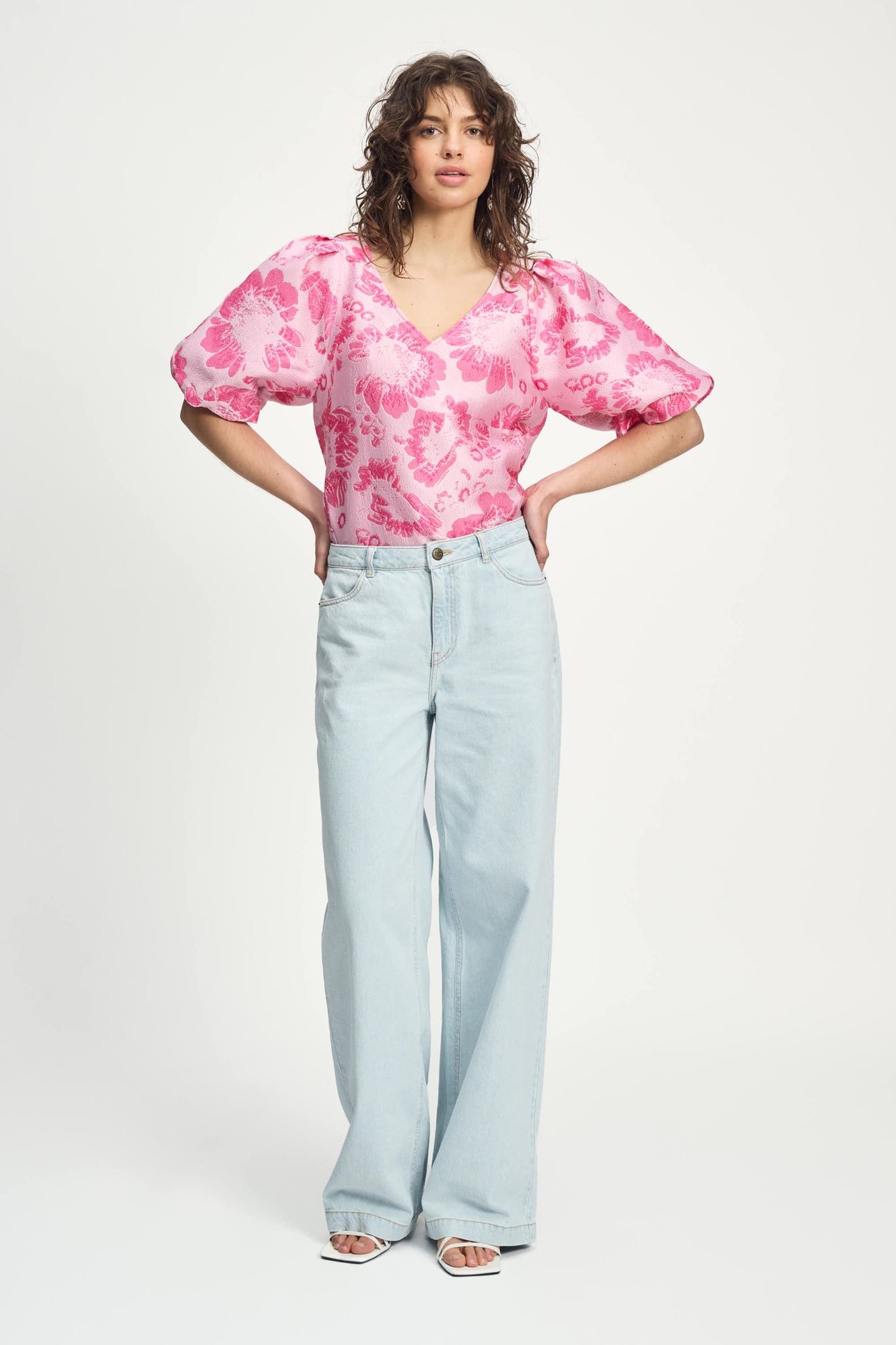 TOP - FLORAL JACQUARD RASPBERRY 2