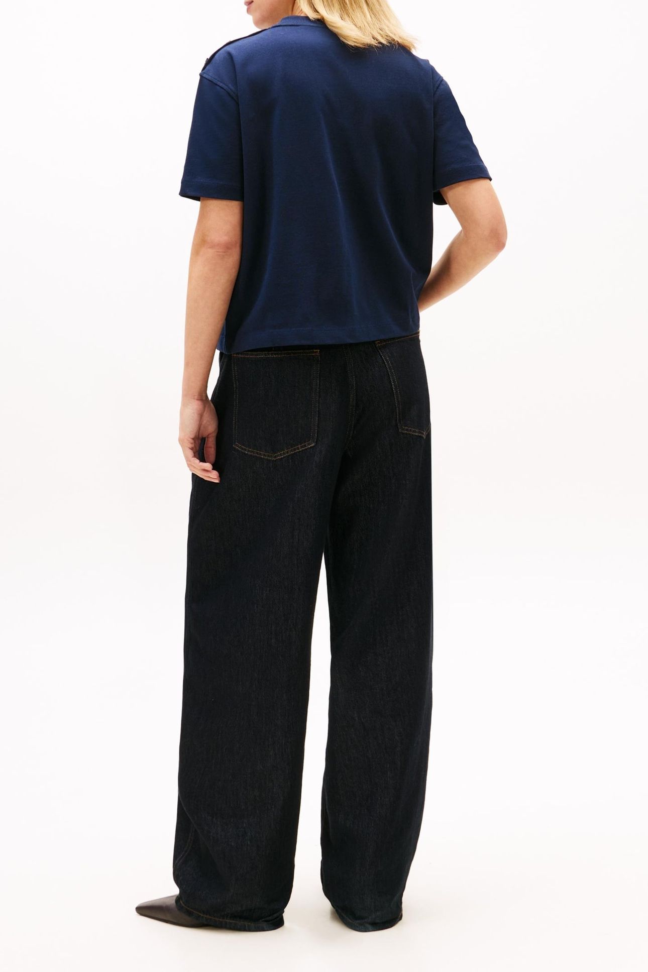 GOLD-TONE BUTTON LOGO EMBROIDERY RELAXED T-SHIRT NAVY 2